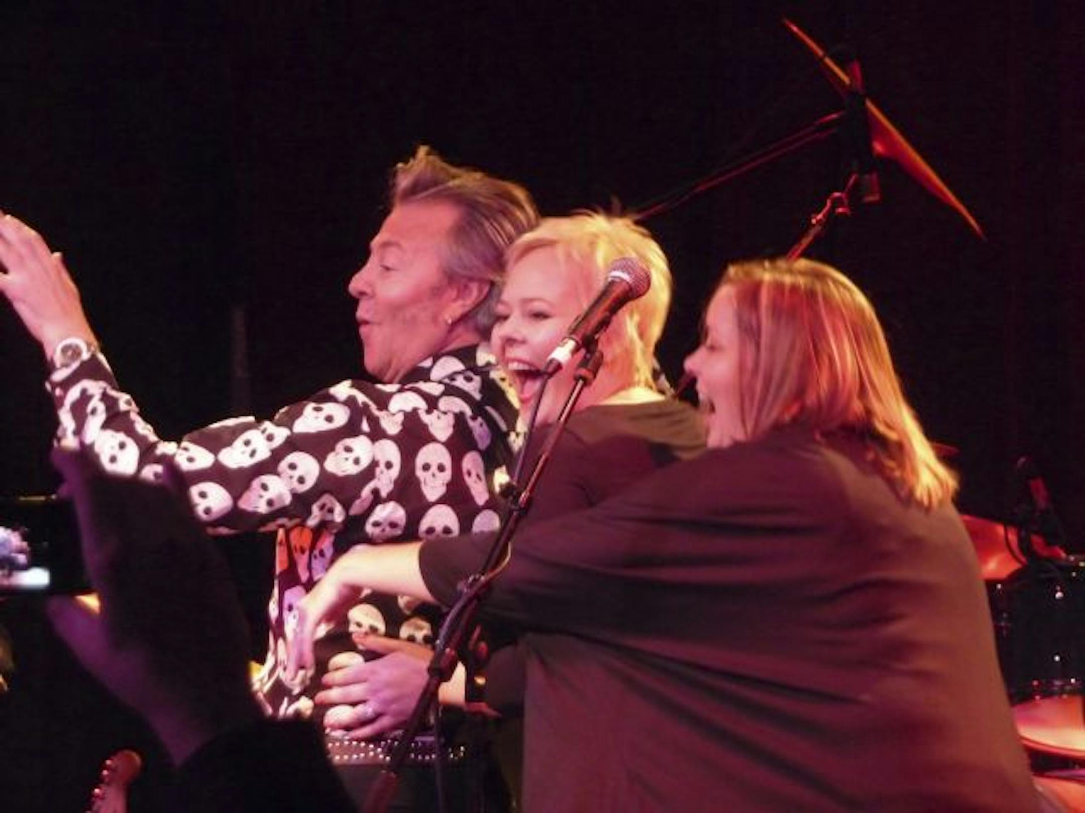 Brian Setzer helped out the Dust Bunnies: Julie Reiten Setzer and Jennifer Goforth.