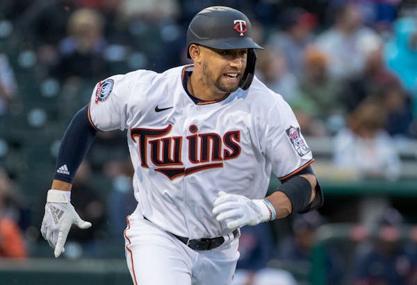 Lewis among 32 Twins minor-leaguers coming to training camp