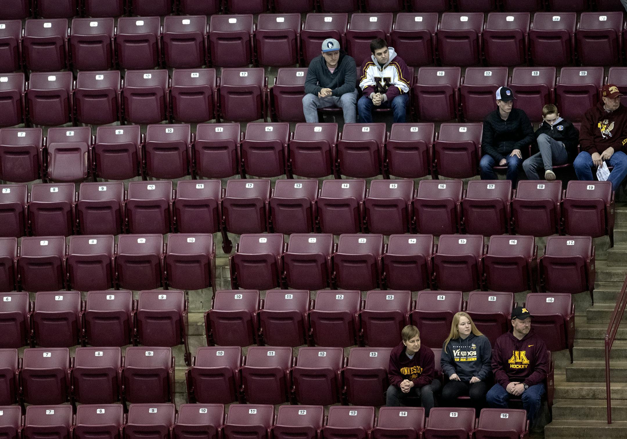 Fans watched Minnesota take on Notre Dame at 3M Arena at Mariucci. ] CARLOS GONZALEZ &#x2022; cgonzalez@startribune.com &#x2013; Minneapolis, MN &#x2013; March 8, 2020, 3M Arena at Mariucci, first-round Big Ten playoff series, University of Minnesota Golden Gophers vs. Notre Dame