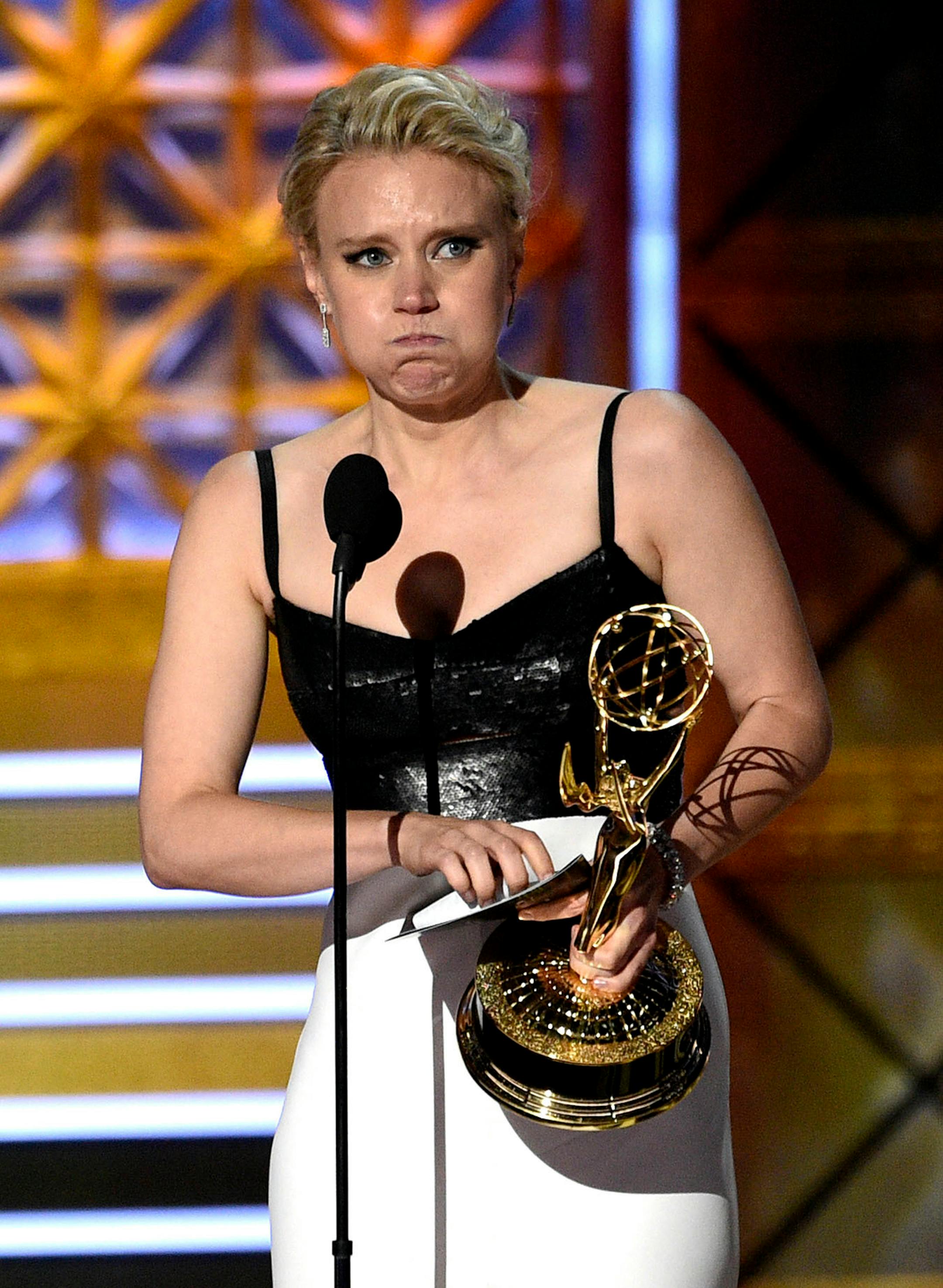 Kate McKinnon accepts the award for outstanding supporting actress in a comedy series for "Saturday Night Live" at the 69th Primetime Emmy Awards on Sunday, Sept. 17, 2017, at the Microsoft Theater in Los Angeles.
