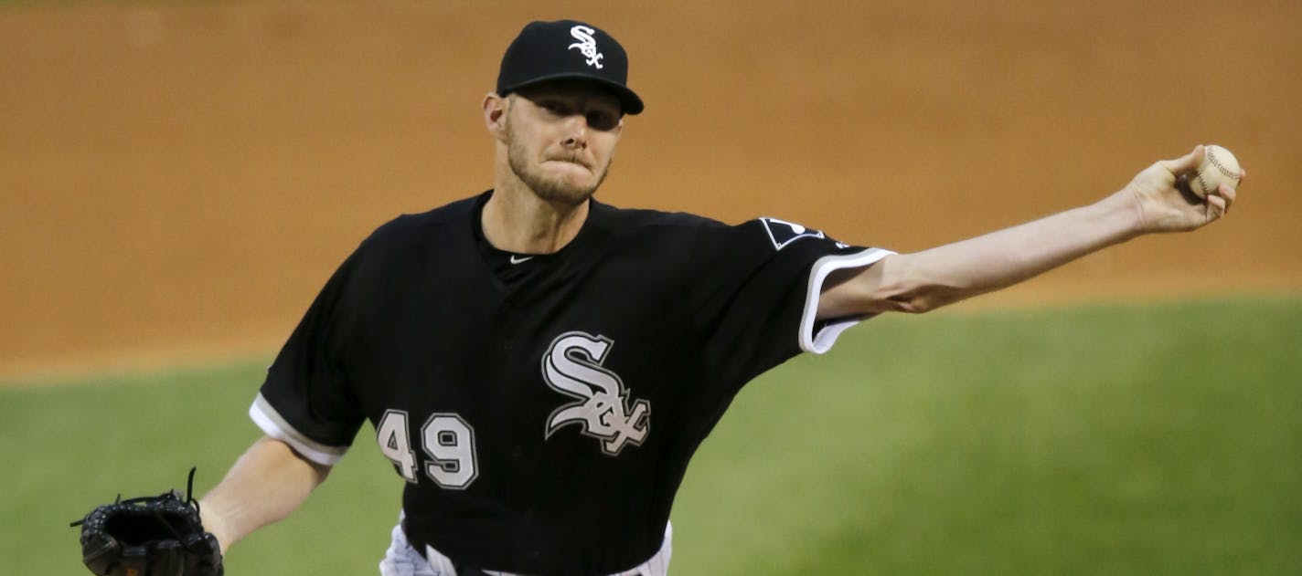 Chicago White Sox starting pitcher Chris Sale delivers during the first inning of a baseball game against the Boston Red Sox, Wednesday, Aug. 26, 2015, in Chicago. (AP Photo/Charles Rex Arbogast) ORG XMIT: CXS103