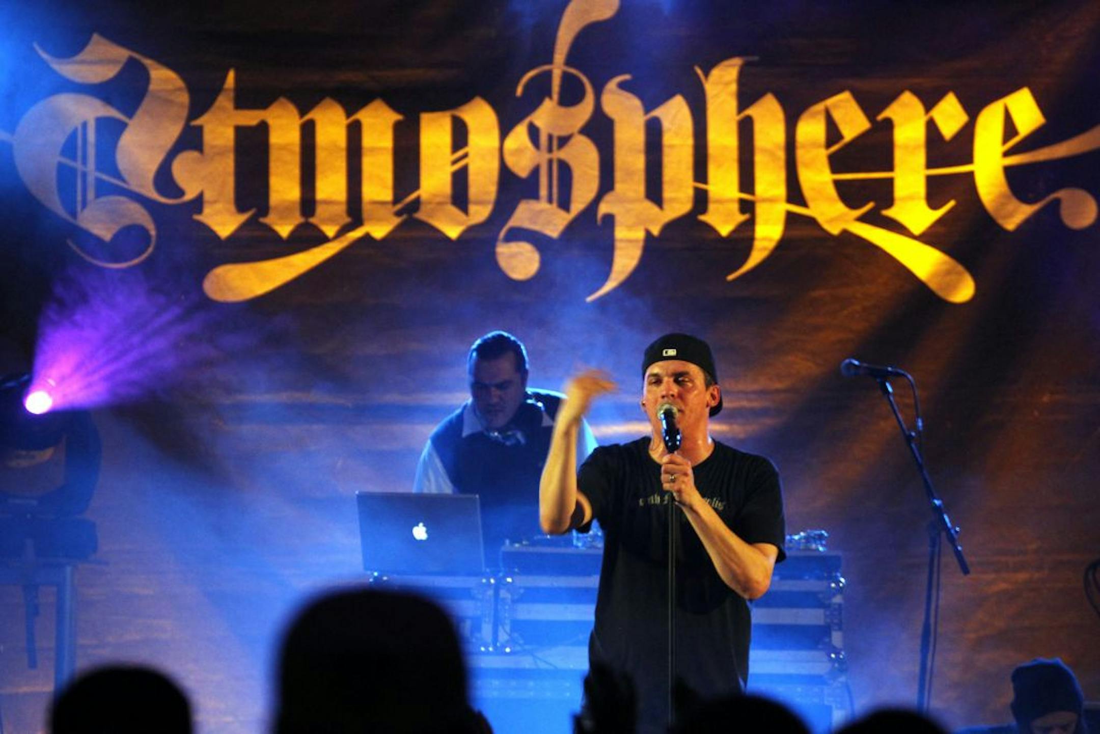 The headliner atmosphere played to a sold out show at the Minnesota State Ballroom, Mankato. Tuesday night. Slug, Ant and the band did not disappoint the crowd.