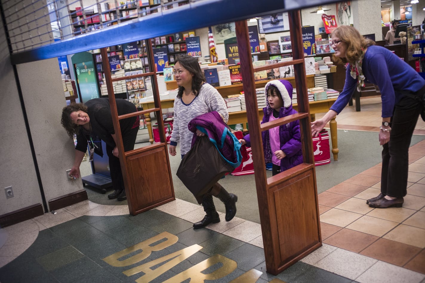 Barnes and Nobles went into shutdown mode as Black Lives Matter protesters arrived at the Mall of America to protest on Wednesday.