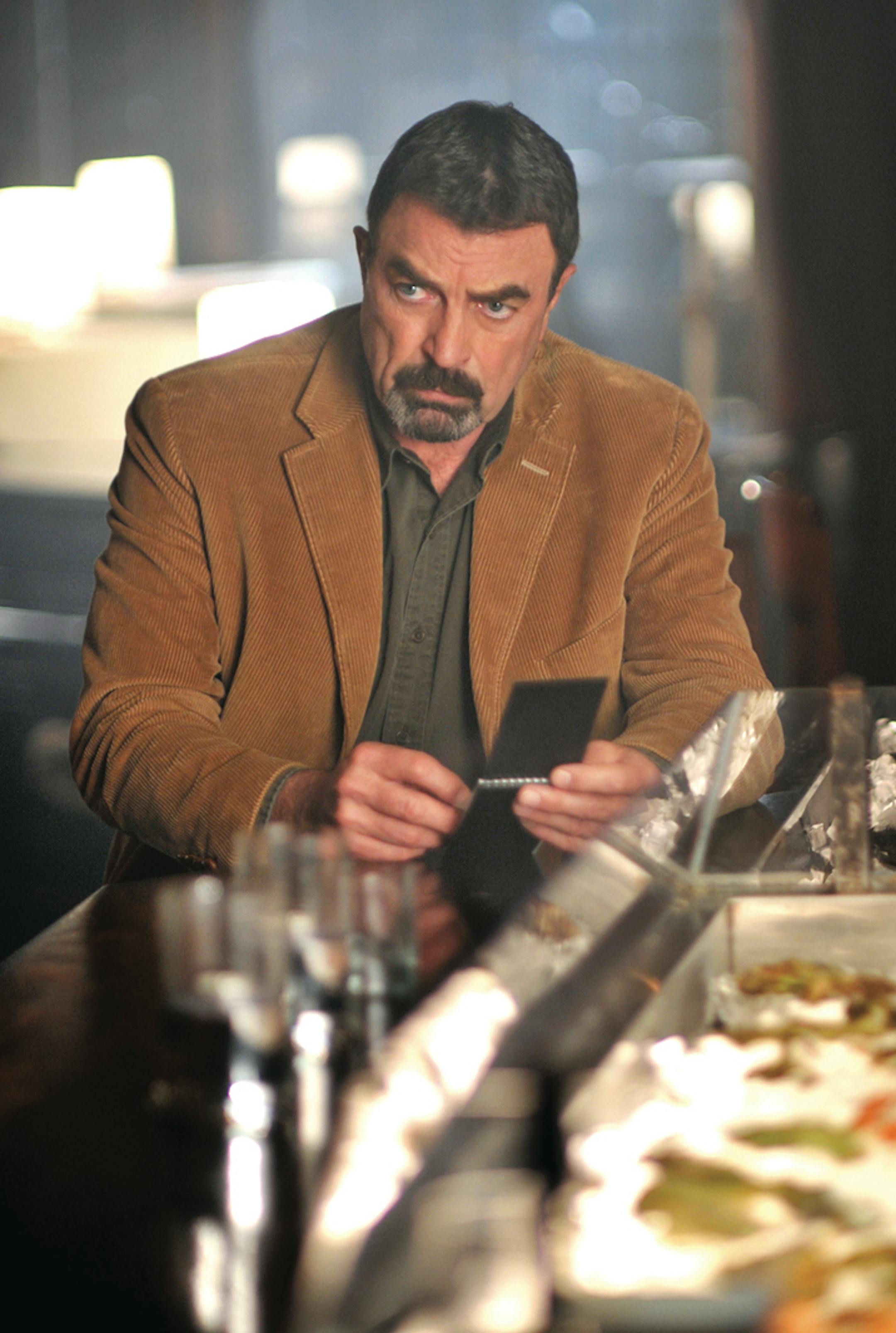 FOR USE WITH FYI_TV CONTENT ONLY. Jesse Stone: Innocents Lost -- Jesse (Tom Selleck) looks into the death of a teenaged girl and unofficially involved in the case of a convicted murderer who he thinks may be innocent, on JESSE STONE: INNOCENTS LOST, on Sunday, May 22 (9:00-11:00 PM, ET/PT). Photo: Chuck Hodes/CBS &copy;2009 CBS Broadcasting Inc. All Rights Reserved