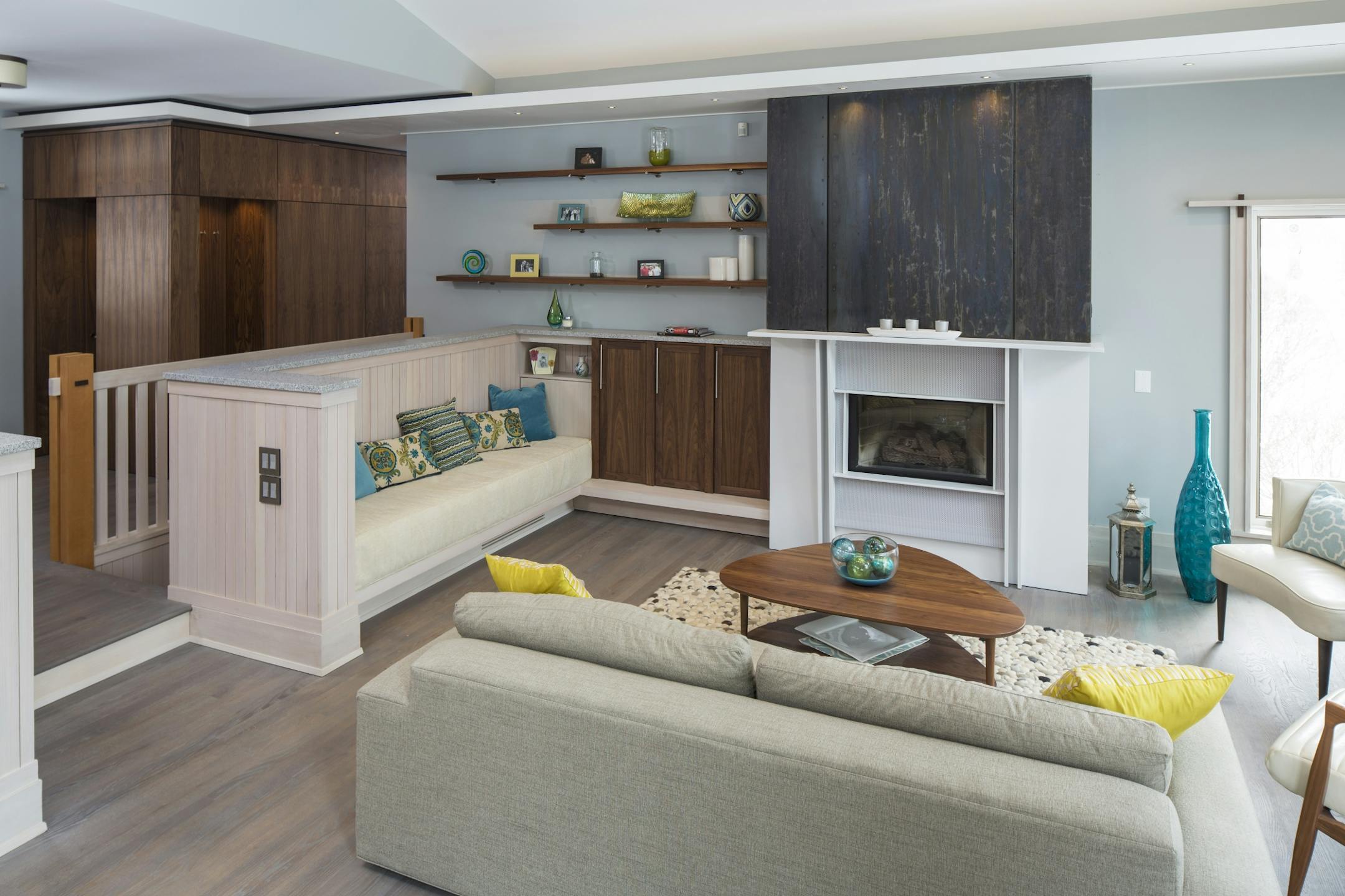 AIA home of the Month: A couple with a blended family reinvent a 1990s Hastings rambler featuring cool contrasting white and black elements; by SALA Architects. Credit Troy Thies
