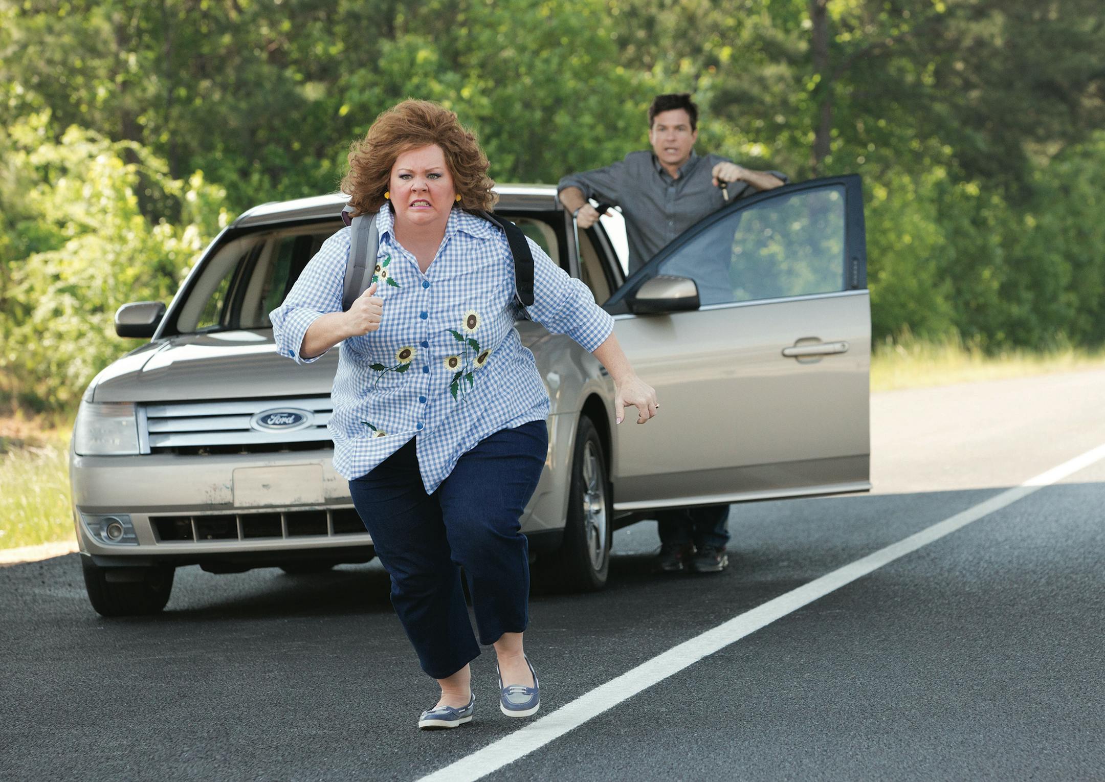 Bob Mahoney/Universal Studios Jason Bateman and Melissa McCarthy star in "Identity Thief." ORG XMIT: MIN1302041516061309 ORG XMIT: MIN1305301331260475