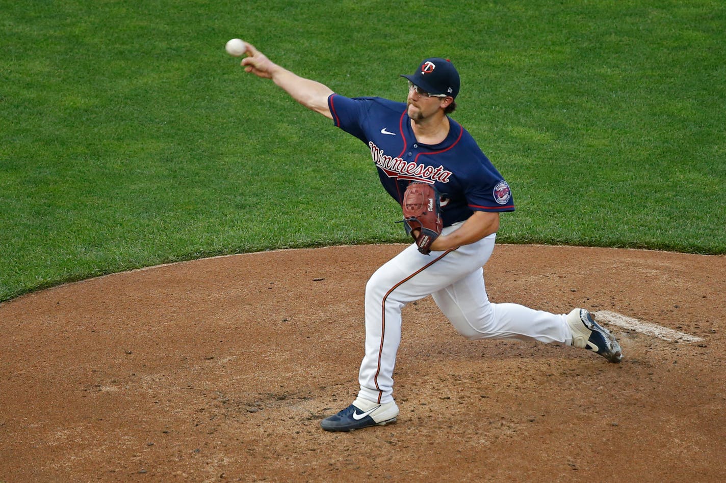 Slimmed-down Twins pitcher Randy Dobnak threw some batting practice at Target Field on Friday.