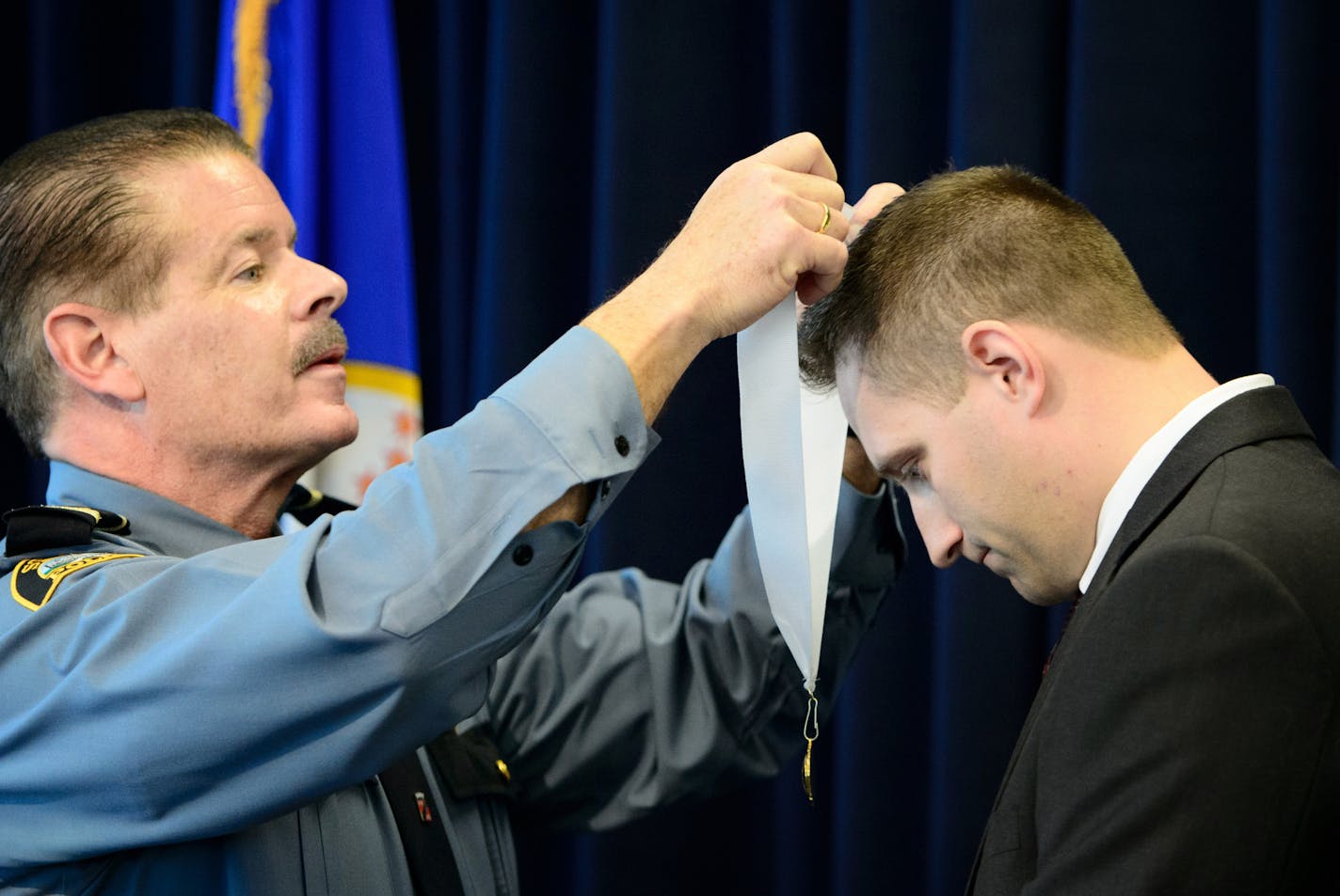 St. Paul Police Chief Tom Smith presented the award to Josh Whaley. ] GLEN STUBBE * gstubbe@startribune.com Monday, April 11, 2016 Mr. Josh Whaley On, May 29, 2014, a motorcycle accident occurred near your home. You heard the crash and grabbed your medical kit. The motorcycle victim was bleeding severely from his leg. Without any hesitation, you applied a tourniquet to the victim&#x2019;s leg. Your actions were completed by the time our officers arrived on the scene. The victim was transported t