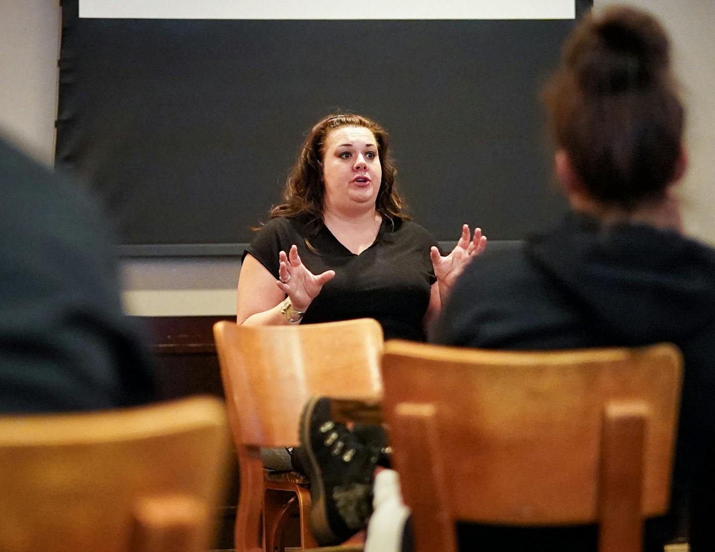 Sarah Norton executive director of Serving Those Serving spoke to workers at McCoy's Public House in St. Louis Park. ] GLEN STUBBE &#x2022; glen.stubbe@startribune.com Tuesday, November 19, 2019 After seeing too many friends in the restaurant industry succumb to addiction, depression and other health issues, Sarah Norton said enough was enough. She and others in the industry began Serving Those Serving, an organization that pairs up waiters, bartenders and others in the biz with therapy sessions