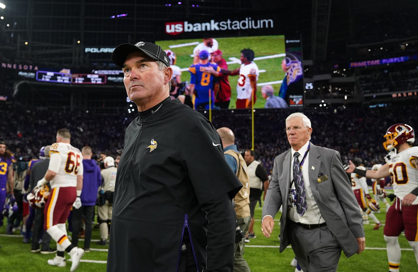 Minnesota Vikings head coach Mike Zimmer walked off the field after the game. ] ANTHONY SOUFFLE &#x2022; anthony.souffle@startribune.com The Minnesota Vikings played the Washington Redskins in an NFL game Thursday, Oct. 24, 2019 at U.S. Bank Stadium in Minneapolis.