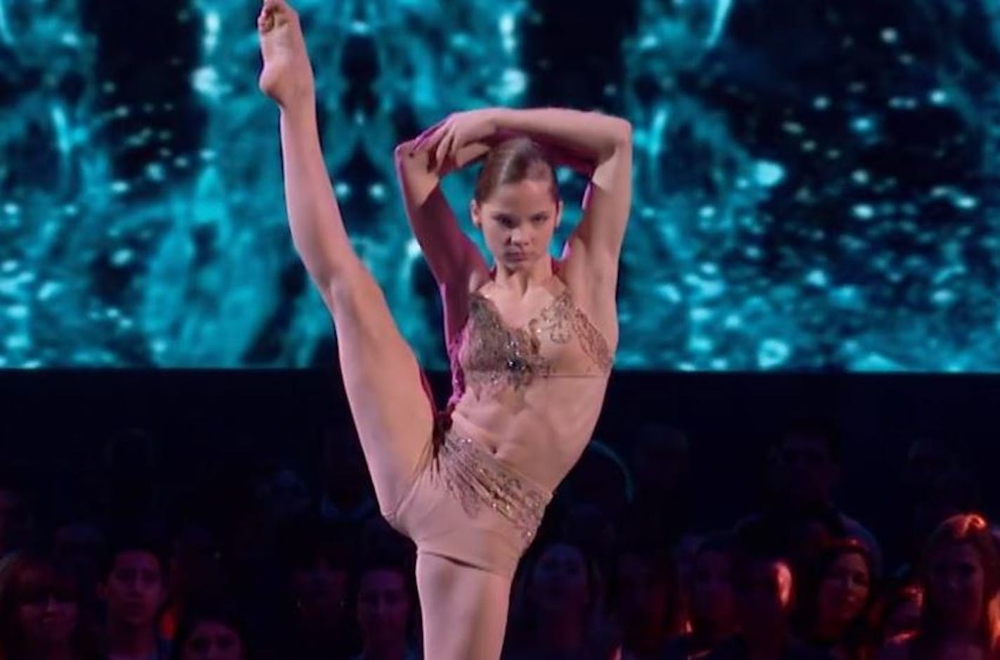 Eva Igo, a 14-year-old from Inver Grove Heights, will appear on Jennifer Lopez's "World of Dance" on Tuesday.