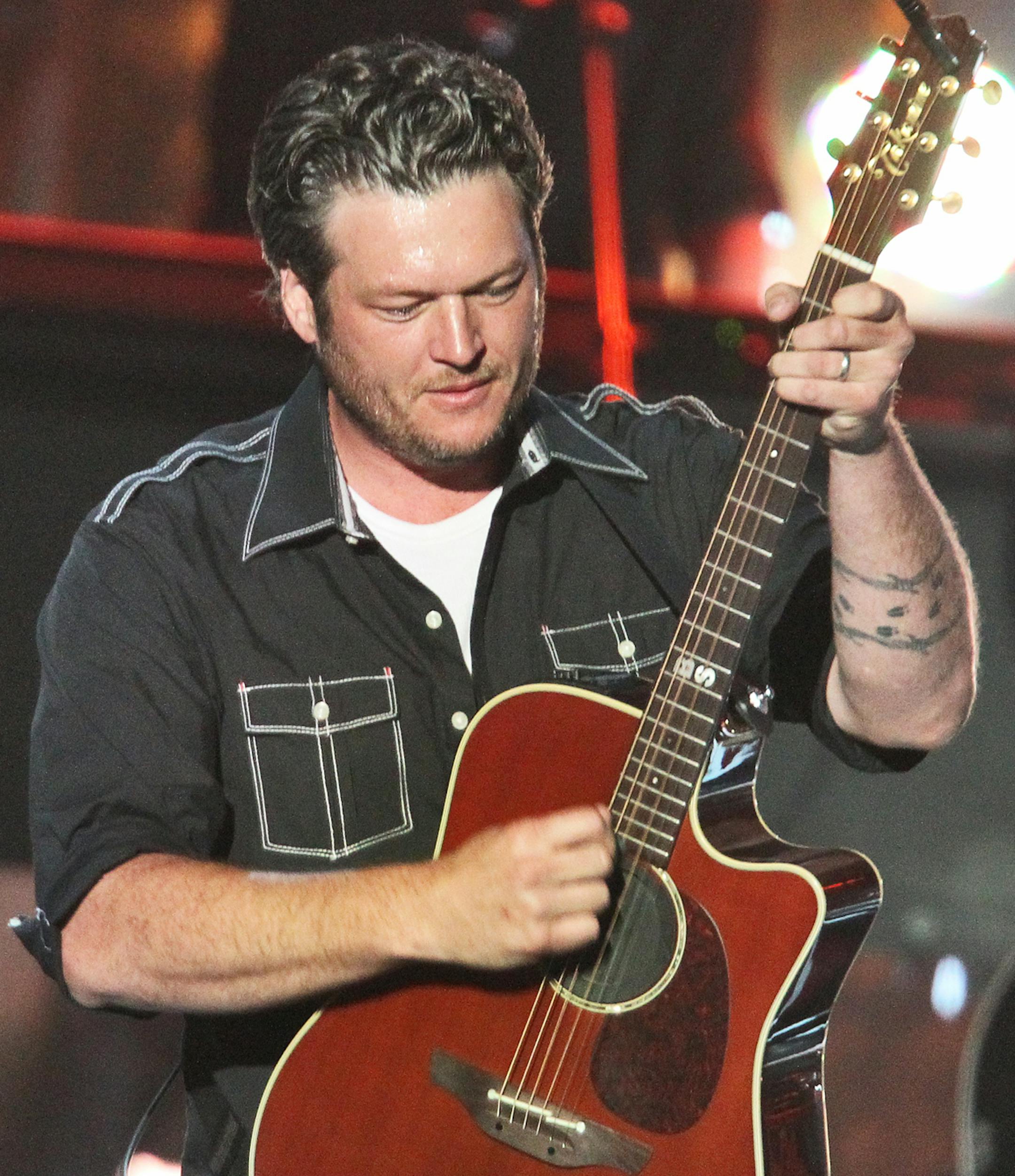 Country singer Blake Shelton at State Fair concert. (MARLIN LEVISON/STARTRIBUNE(mlevison@startribune.com (cq - ) ORG XMIT: MIN1208252153011709
