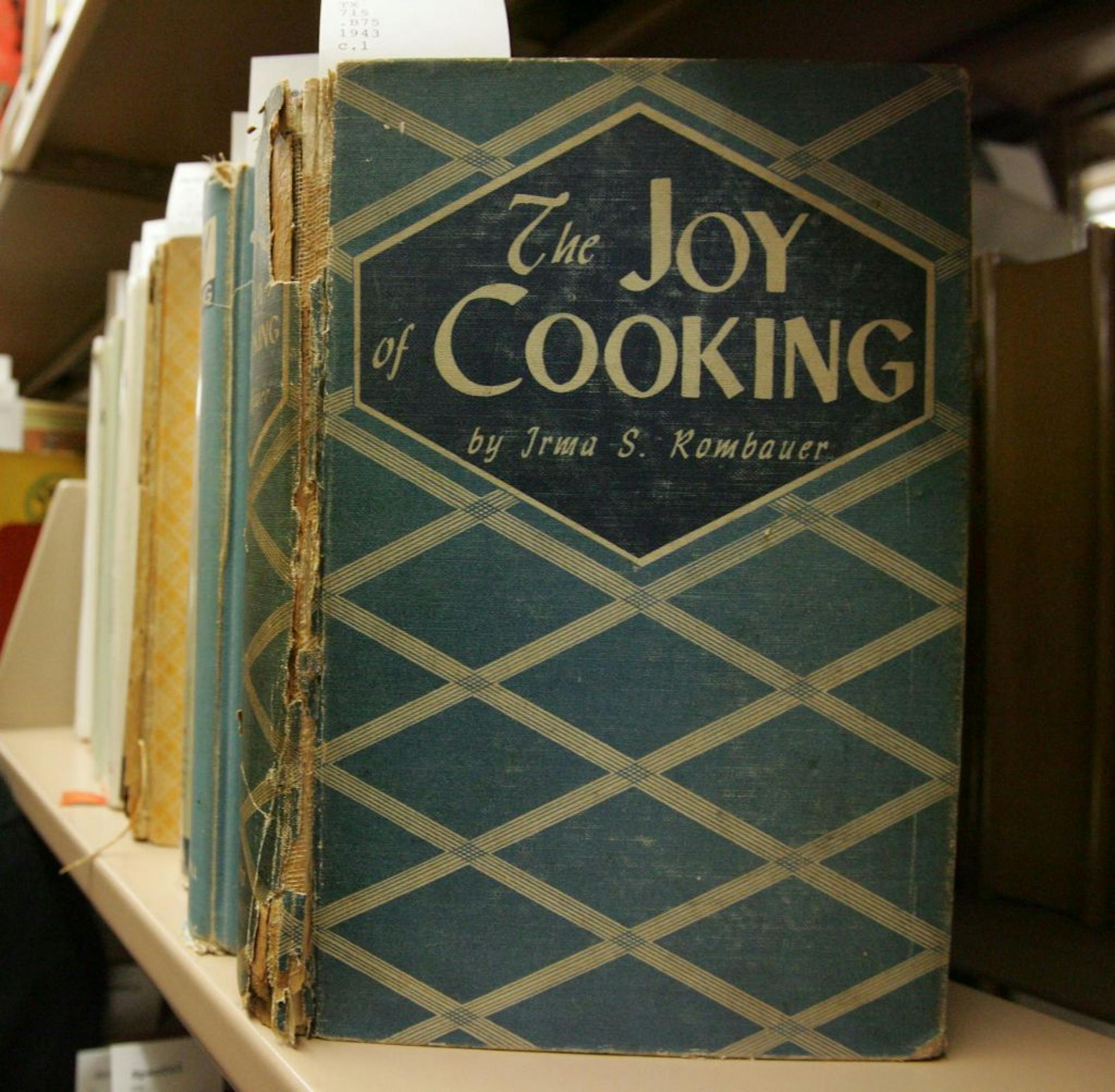 UNDATED -- BC-ASK-MARTHA-PETS-COOKBOOKS-STAINLESS-ART-NYTSF -- With a few simple cleaning tricks, even musty cookbooks can be revived.