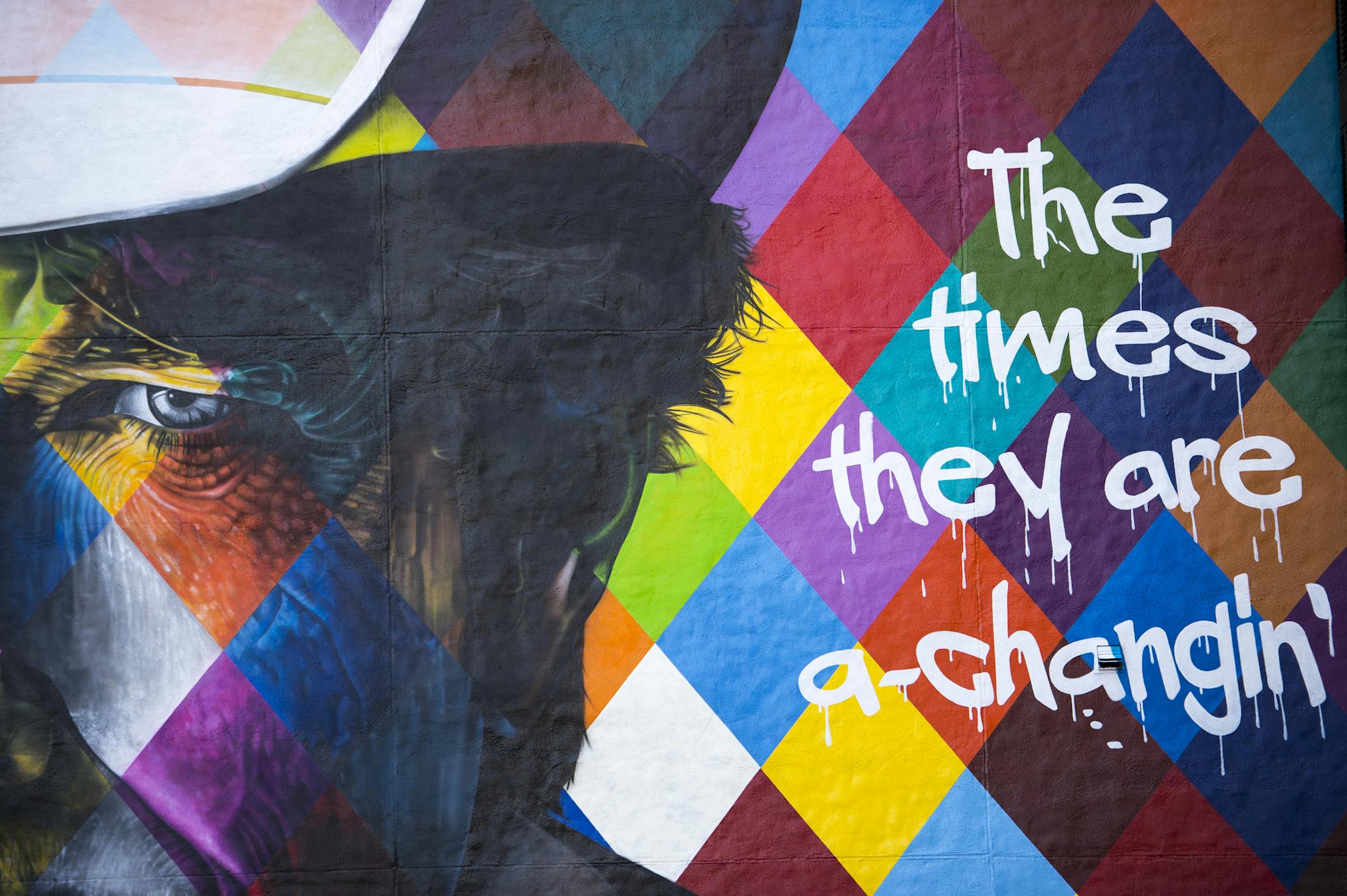 The Bob Dylan mural at 5th Street and Hennepin. ] Aaron Lavinsky &#x2022; aaron.lavinsky@startribune.com In the wake of the buzz about the Bob Dylan mural in downtown Minneapolis, we look at how social media has changed the way we view public street art. The mural was photographed Tuesday, Sept. 22, 2015 in Minneapolis.