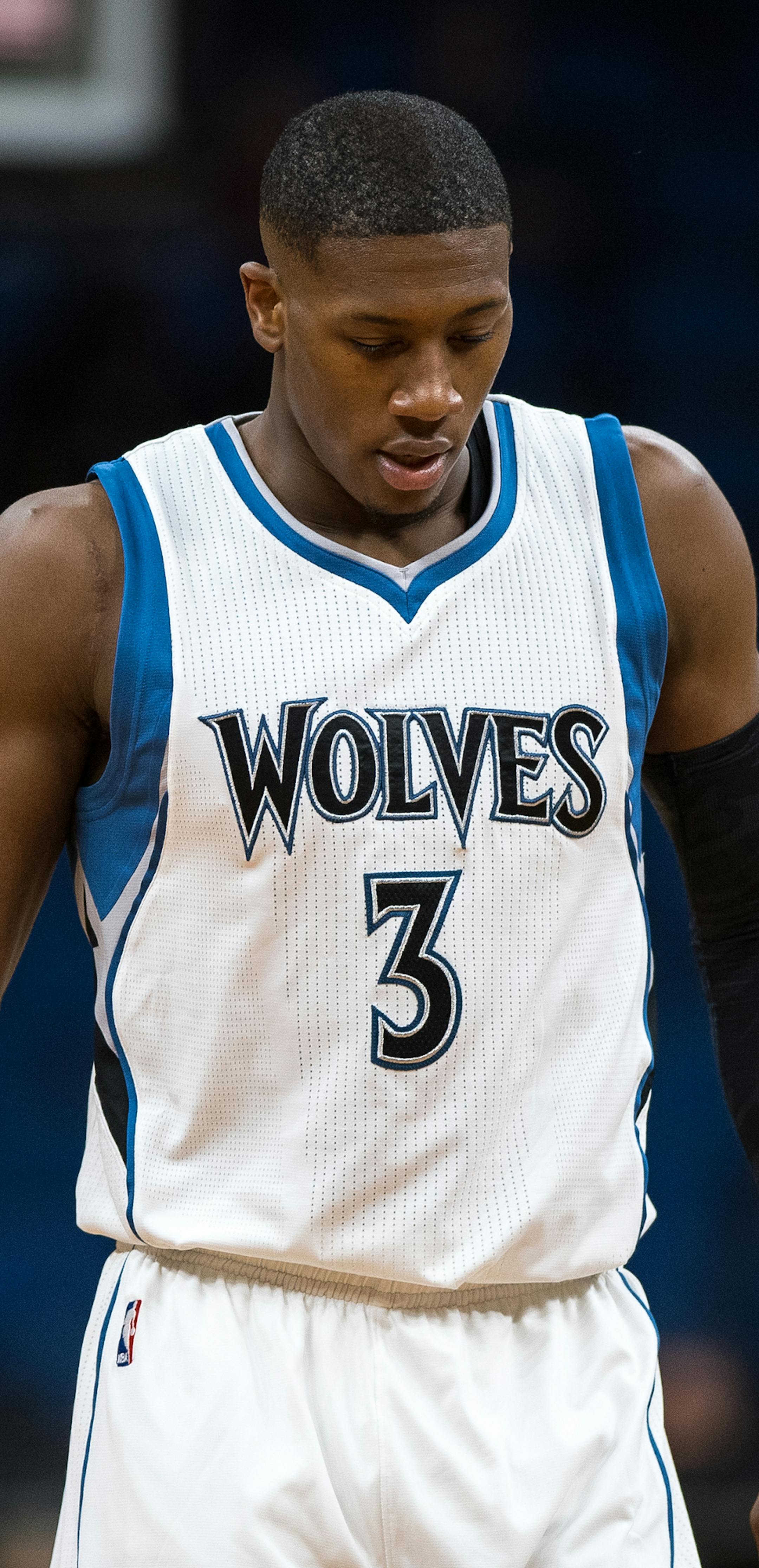 Minnesota Timberwolves guard Kris Dunn (3) walked to the other side of the court dejected after missing a series of shots in the second half Wednesday against the Memphis Grizzlies. ] (AARON LAVINSKY/STAR TRIBUNE) aaron.lavinsky@startribune.com The Minnesota Timberwolves played the Memphis Grizzlies in a preseason game on Wednesday, Oct. 19, 2016 at Target Center in Minneapolis, Minn.