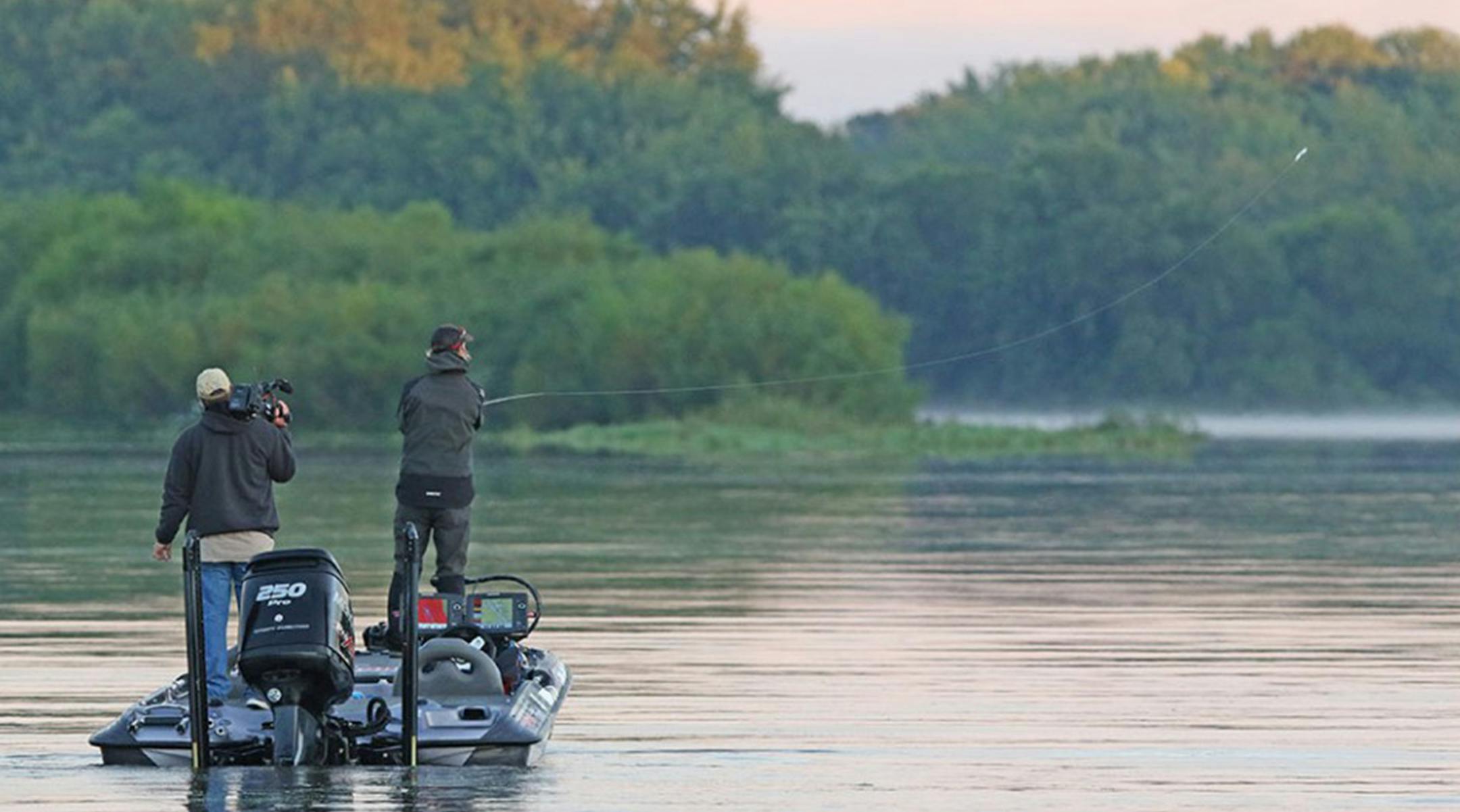 Seth Feider of Bloomington made his first cast of the day Sunday on the Mississippi River in a B.A.S.S. Elite Series tournament in which he took second, qualifying him for the tournament on Mille Lacs beginning Thursday.