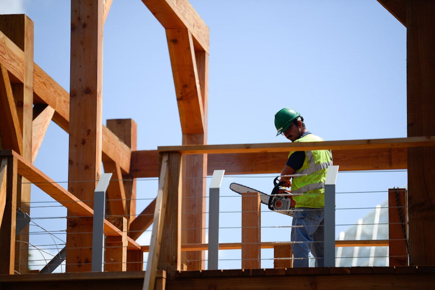 A worker from Straight Line construction began to make the first cut during the demolishment of the "Scaffold" Sculpture Friday afternoon. ] AARON LAVINSKY &#xef; aaron.lavinsky@startribune.com