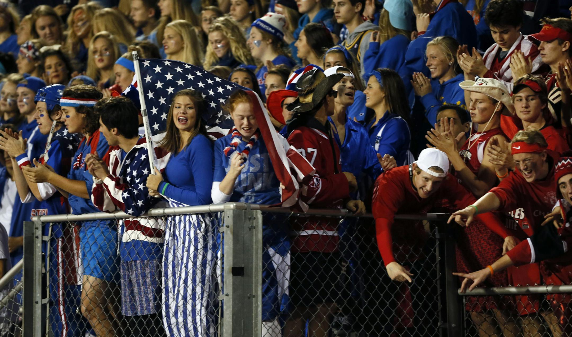Eden Prairie Fans had plenty to cheer about, leading Wayzata 42-7 at the half. ] Eden Prairie vs Wayzata Prep football. BRIAN PETERSON ‚Ä¢ brianp@startribune.com Eden Prairie, MN - 10/11//2013