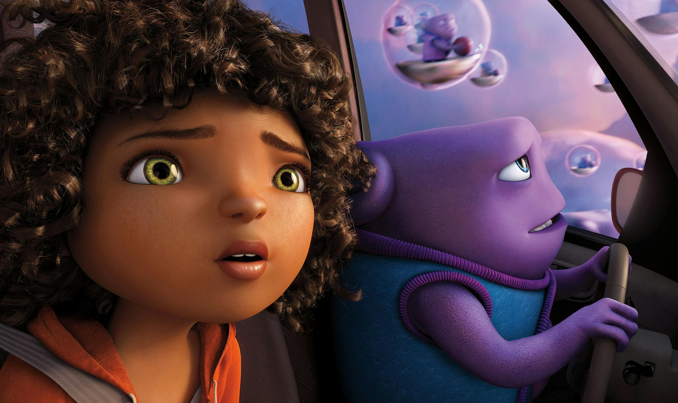 HOME_sq2050_s18.pub_custom_f117_4K_final_PS_CMYK_v3.0 Tip (Rihanna) and Oh (Jim Parsons) take to the skies as they embark on an incredible global adventure. Photo credit: DreamWorks Animation.