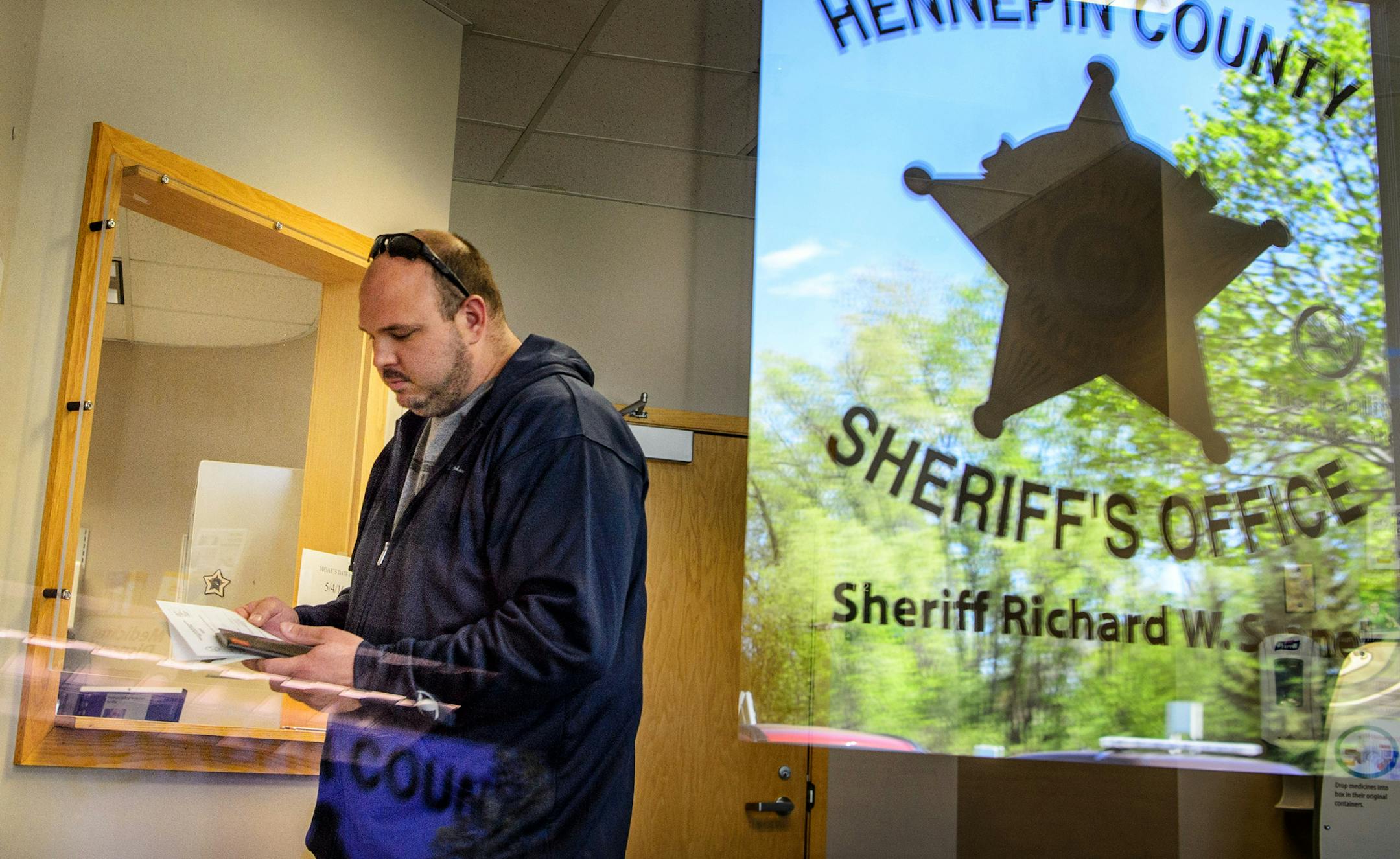 Matt Kowalski filled out forms at the new office. ] GLEN STUBBE * gstubbe@startribune.com Wednesday, May 4, 2016 This week the Hennepin County Sheriff’s Office opened a new, full-time, permit to carry a handgun application office in Brooklyn Park to provide additional services to Hennepin County residents. The new application office provides a second location for residents that may wish to apply for the permit.