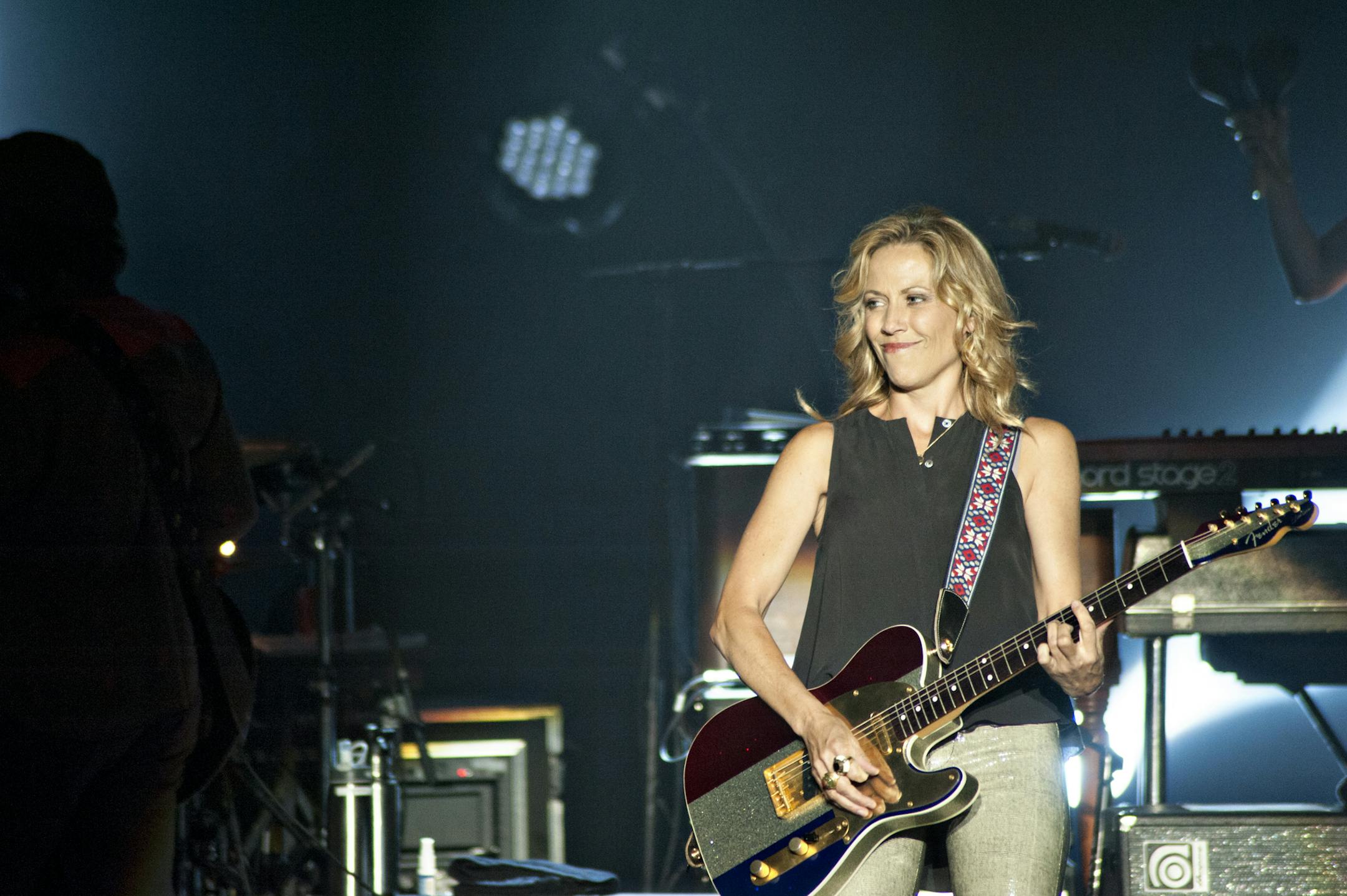 Sheryl Crow performs at Mystic Lake Casino on June 28, 2013. Photo by Leslie Plesser. ORG XMIT: MIN1307011146310681