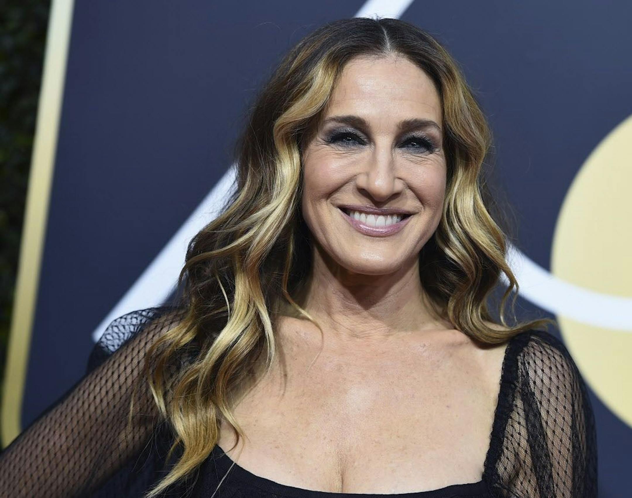 Sarah Jessica Parker arrives at the 75th annual Golden Globe Awards at the Beverly Hilton Hotel on Sunday, Jan. 7, 2018, in Beverly Hills, Calif.