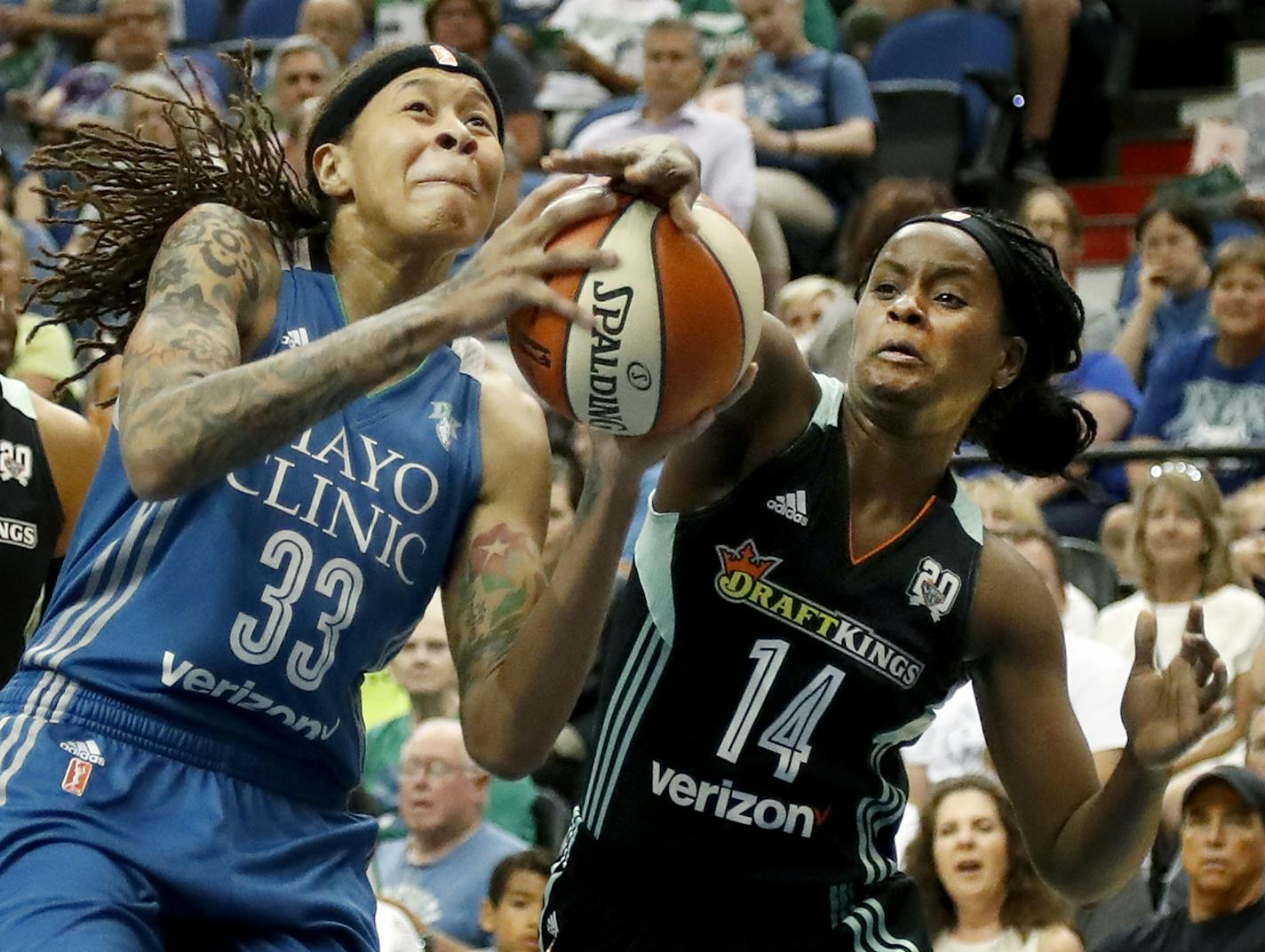 Seimone Augustus (33)