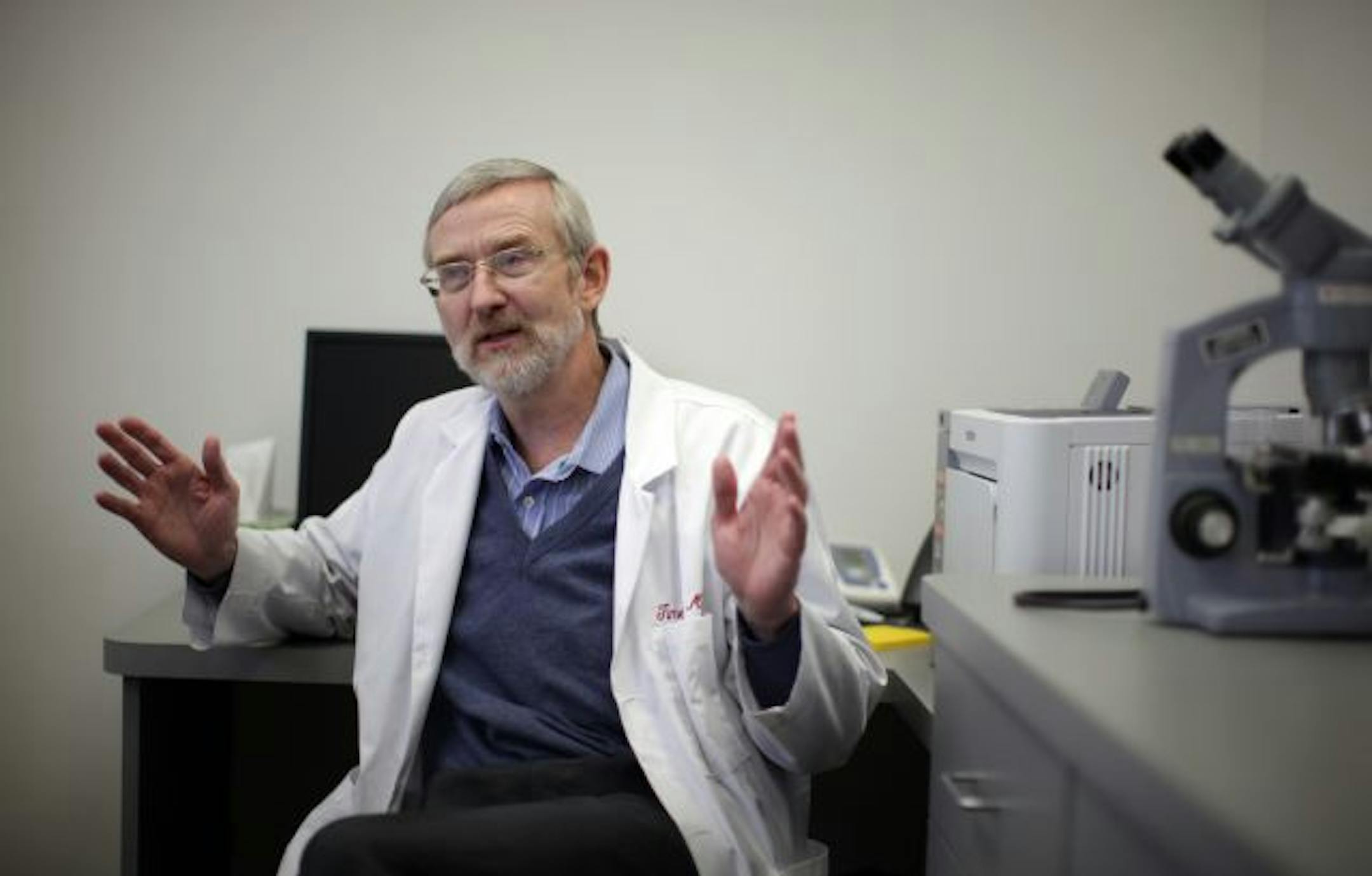 Dr. James Eelkema, a longtime ER doc, has setup a cash-only family practice in Burnsville, posting prices online. One problem:$36. Two problems $54. He's out-MinuteClinic'ing MinuteClinic.