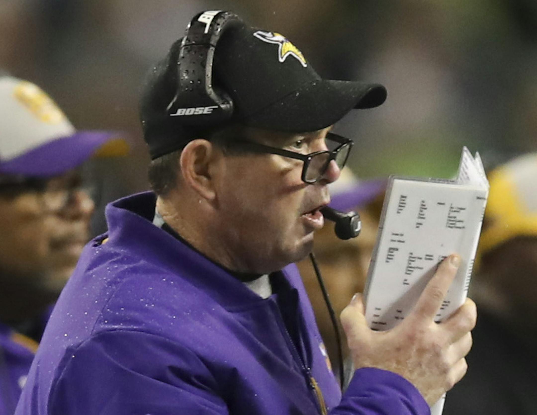 Minnesota Vikings head coach Mike Zimmer on the sidelines in the fourth quarter of the game against the Seattle Seahawks. ] JEFF WHEELER &#xef; jeff.wheeler@startribune.com The Minnesota Vikings lost to the Seattle Seahawks 21-7 in an NFL game Monday night, December 10, 2018 at CenturyLink Field in Seattle, WA.