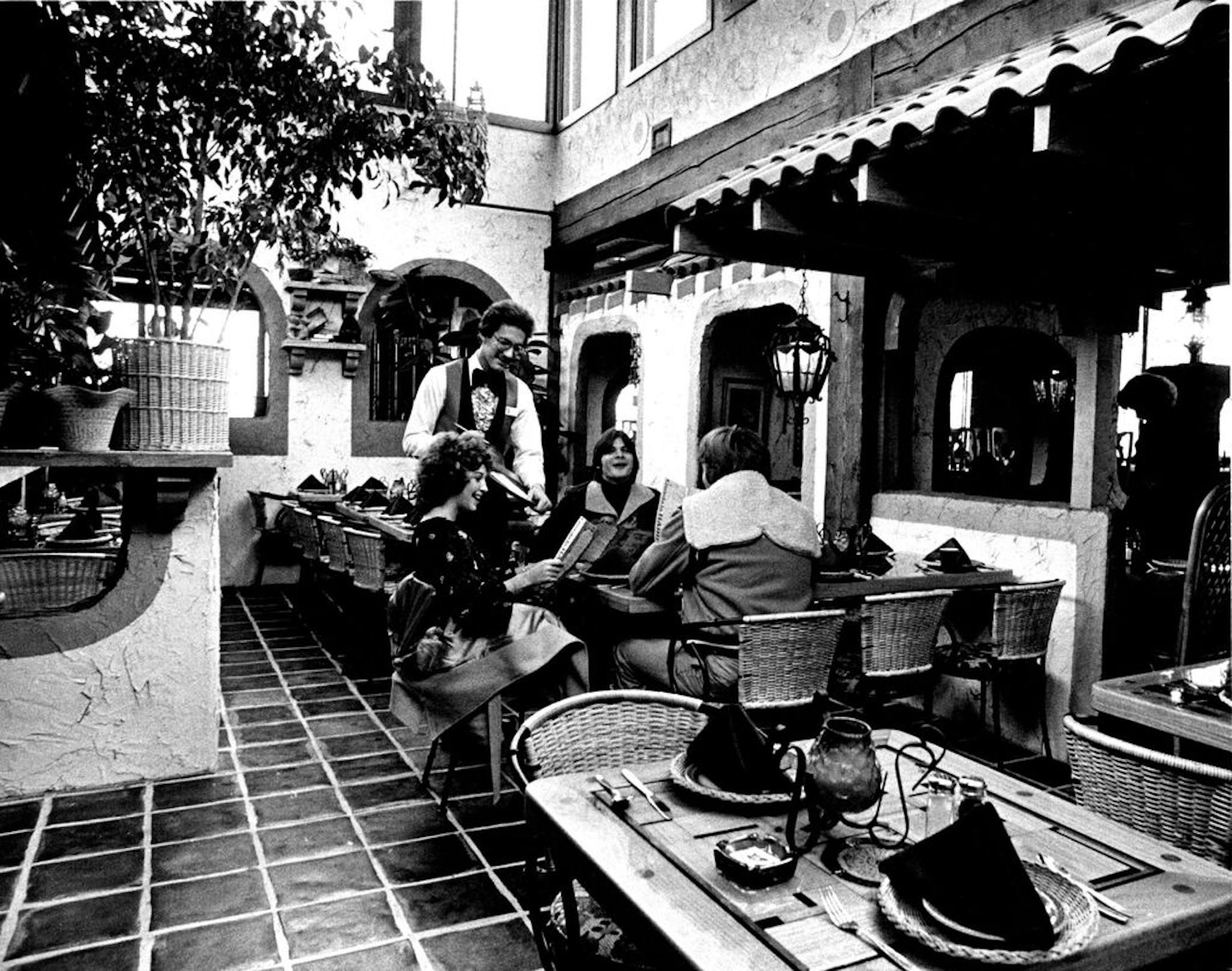 December 16, 1977 GuadalaHARRY's - Don't let the name stop you I'm afraid it embarrasses me to speak or write the name of a new restaurant that calls itself Guadala?HARRYÕs, but we mustn't let that interfere with the happy duty of reporting that the establishment's only apparent lapse of taste is in nomenclature and that we have gained an ornament to the community in more ways than its just being an unusually attractive and appetizing addition to the local eating scene. GuadalaHARRY'S (hereinaft