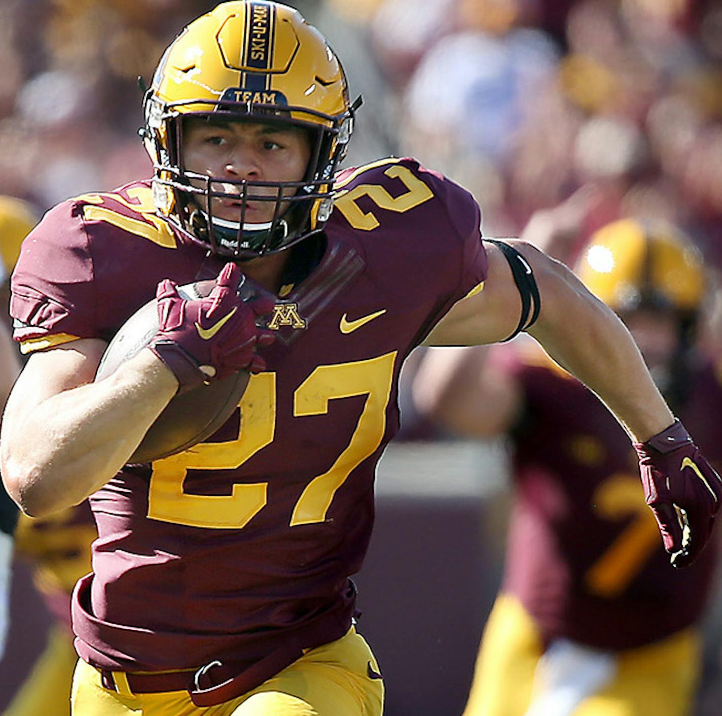 Minnesota's running back Shannon Brooks ran for 40 yards for a touchdown in the second quarter as the Gophers took on Ohio at TCF Bank Stadium, Saturday, September 26, 2015 in Minneapolis, MN. ] (ELIZABETH FLORES/STAR TRIBUNE) ELIZABETH FLORES &#x2022; eflores@startribune.com ORG XMIT: MIN1509261622000294