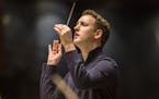 Michael Francis Conductor
Photo: Marco Borggreve