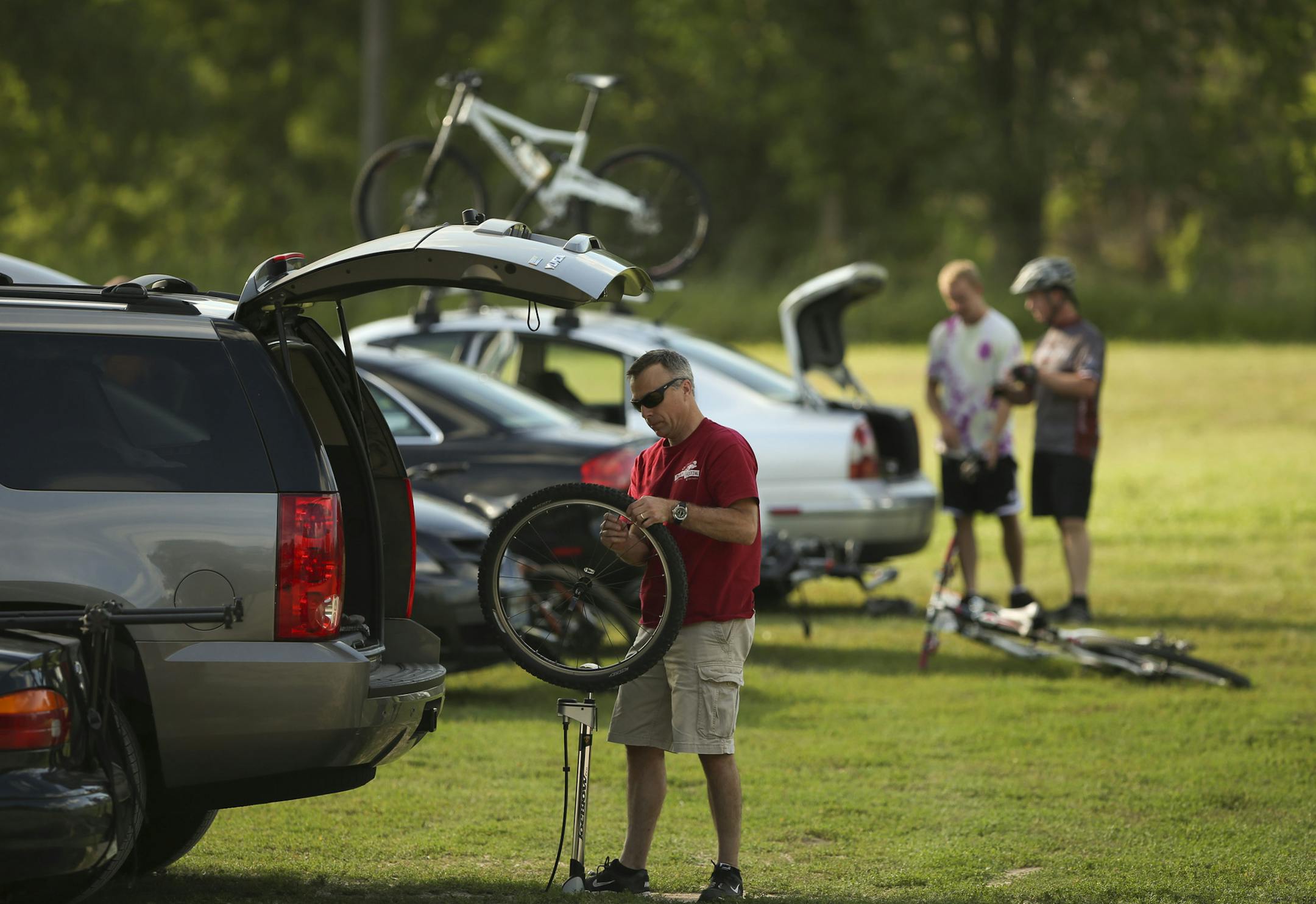 A collision is nearing as land-hungry Twin Cities parks agencies, nailing down bargain deals with eager sellers, face a huge funding shortfall. Suburban counties, the biggest acquirers of land, are seeing slow growth in visits and even declines, as visits rise steeply in Hennepin and Ramsey counties. More than 50 riders competed in the Murphy Mountain Bike Sprint Series when it began Wednesday evening, July 31, 2013 at Murphy-Hanrehan Park Reserve in Savage. Cyclists got their gear ready in the