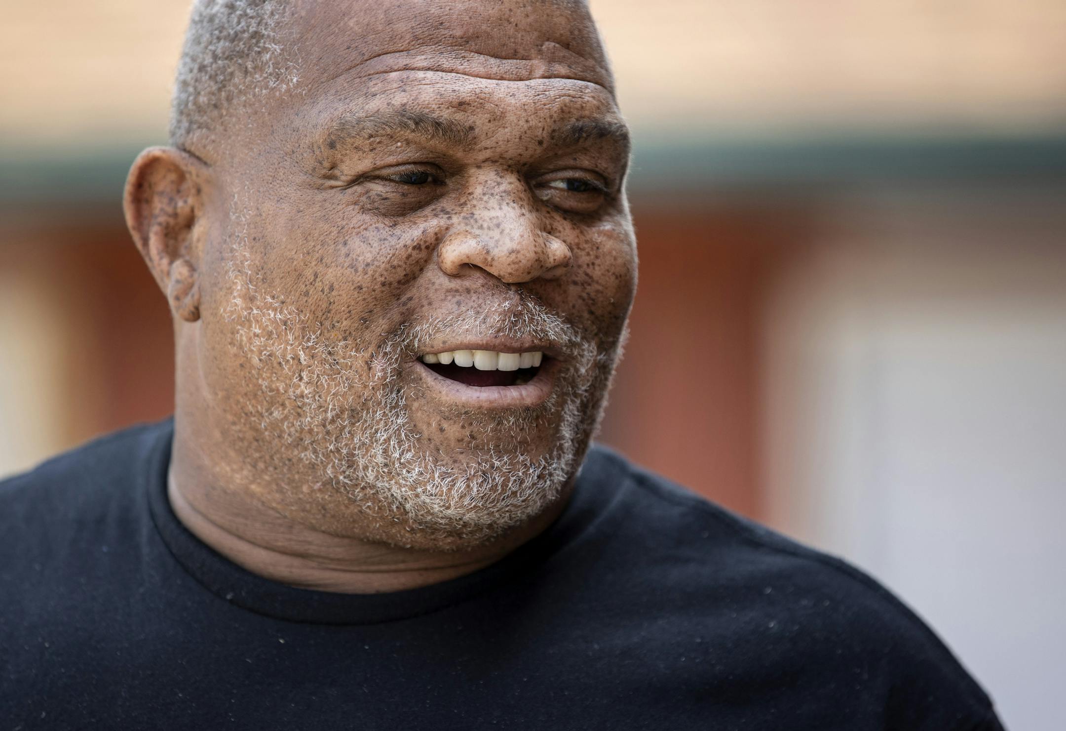 Selwyn Jones is the uncle of George Floyd and lives in Gettysburg, SD. ] CARLOS GONZALEZ • cgonzalez@startribune.com – Gettysburg, SD, – September 2020, George Floyd's uncle, Selwyn Jones, lives in the town of Gettysburg, South Dakota after successfully urging the local police department to remove a badge on uniforms that bore the confederate flag.