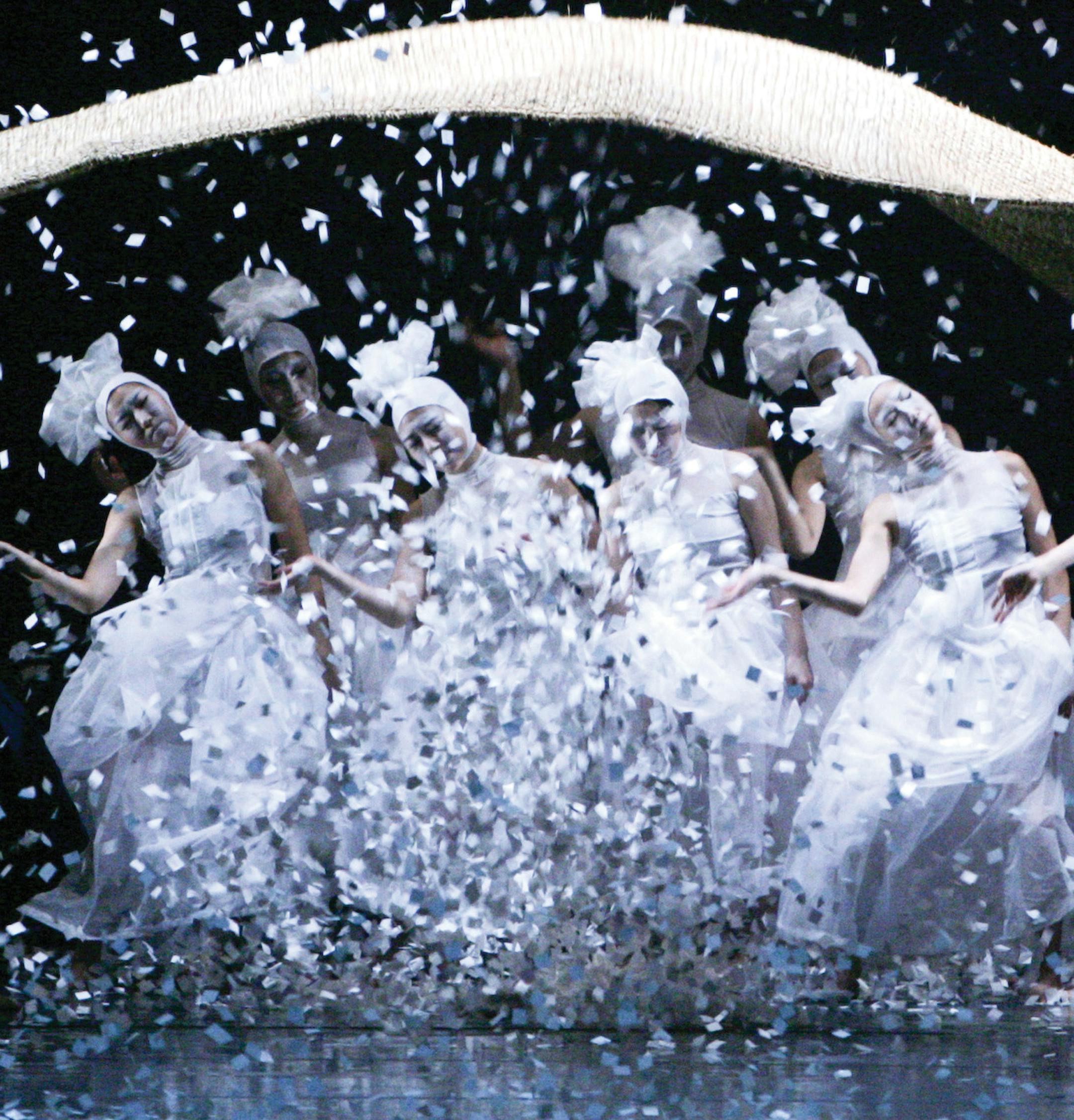 SEOP Dance Company (Photo courtesy of KMP Artists)