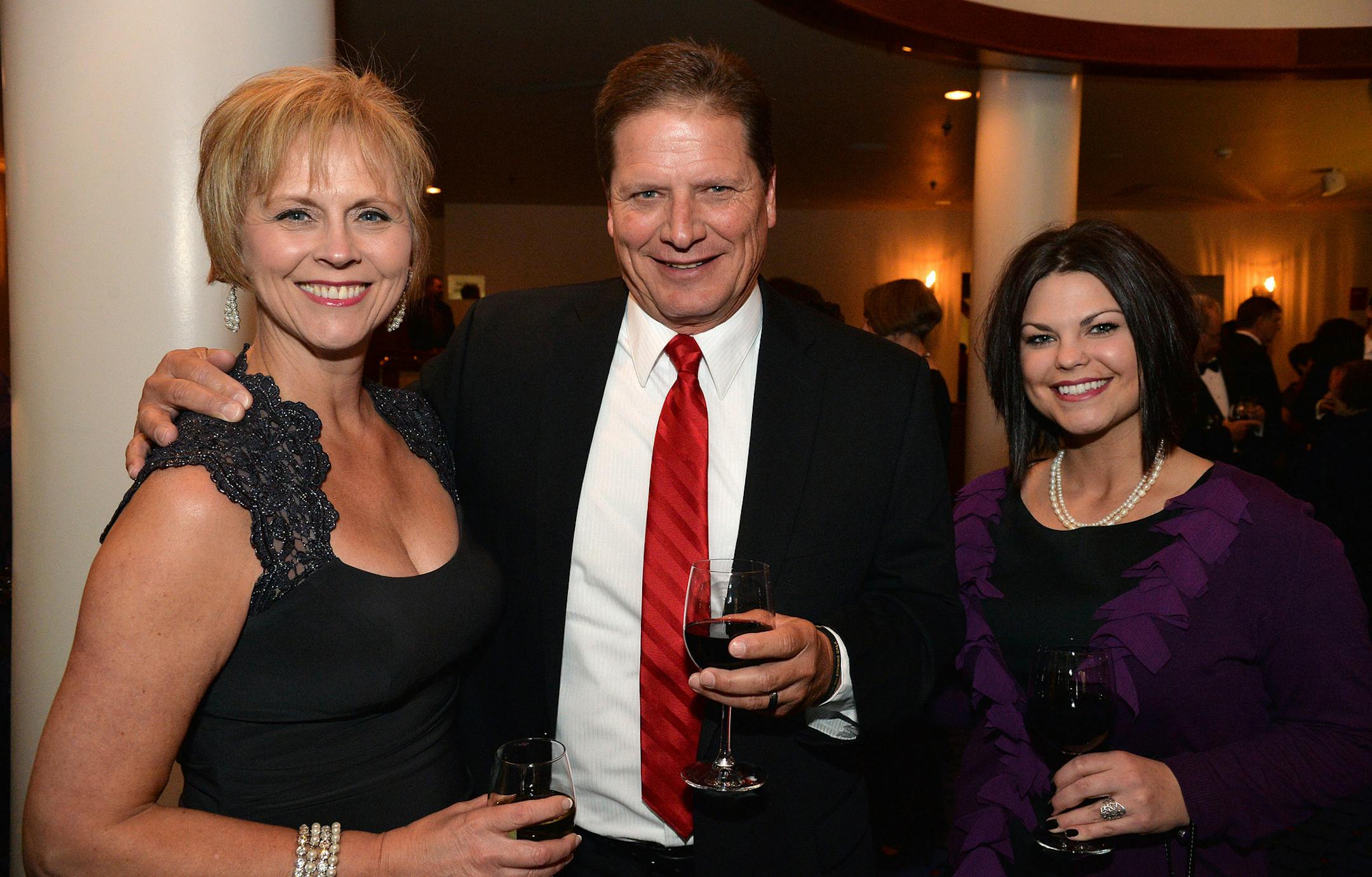 From left, Cindy Kleven, Mike Smith and Hayley Kleven. ] (SPECIAL TO THE STAR TRIBUNE/BRE McGEE) **Cindy Kleven (left), Mike Smith (center), Hayley Kleven (right)