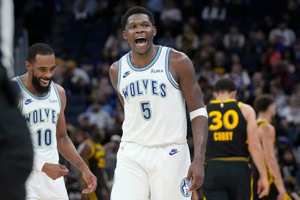 Conley drops game-changing idea on Edwards near end of Wolves win