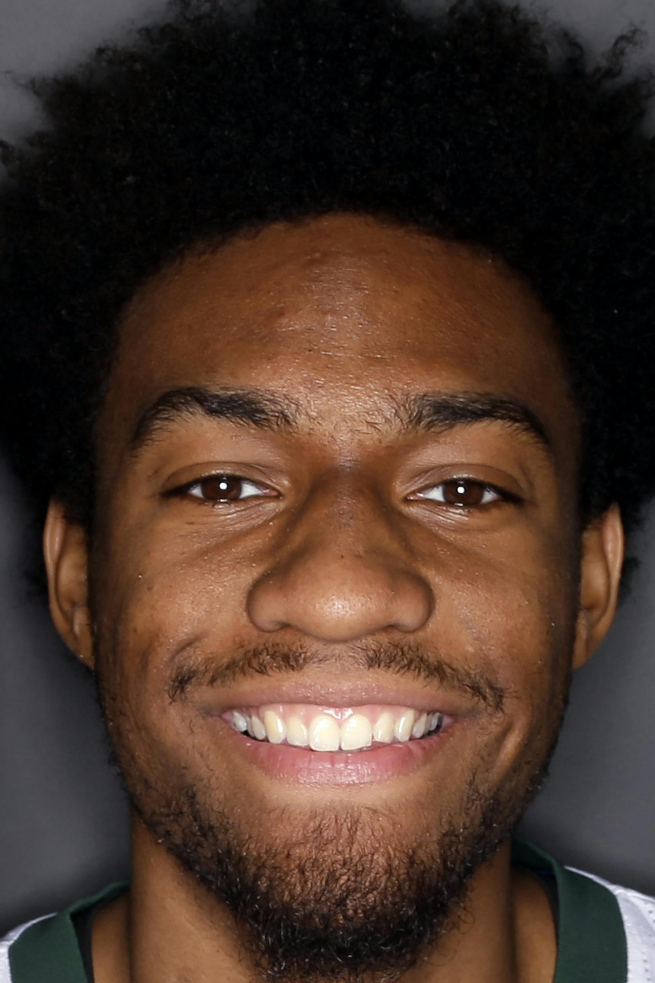 Milwaukee Bucksí Jabari Parker poses for a picture during the team's NBA basketball media day Monday, Sept. 28, 2015, in St. Francis, Wis. (AP Photo/Morry Gash) ORG XMIT: MIN2015110620374458