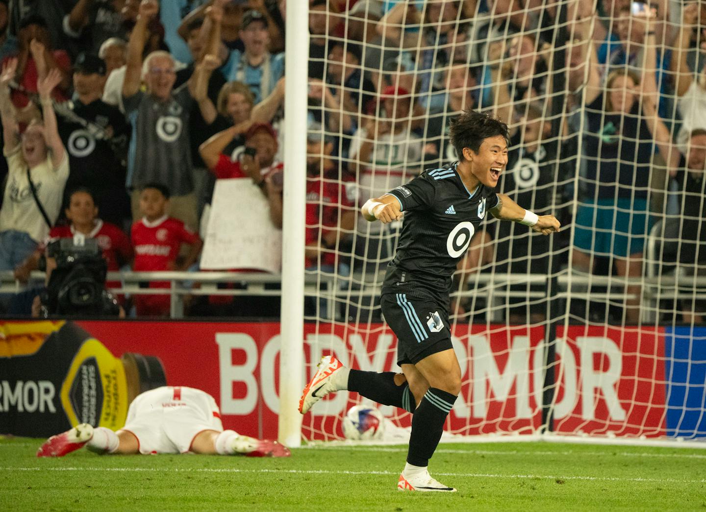 Minnesota United forward Sang Bin Jeong (11) celebrated clinching the win with his successful penalty shot on Toluca goalkeeper Tiago Volpi (1) after regulation. After Minnesota United FC played Toluca FC to a 2-2 draw, the Loons then advanced to the next round on penalty kicks in a Leagues Cup 2023 soccer match Tuesday night, August 8, 2023 at Allianz Field in St. Paul. ] JEFF WHEELER • jeff.wheeler@startribune.com