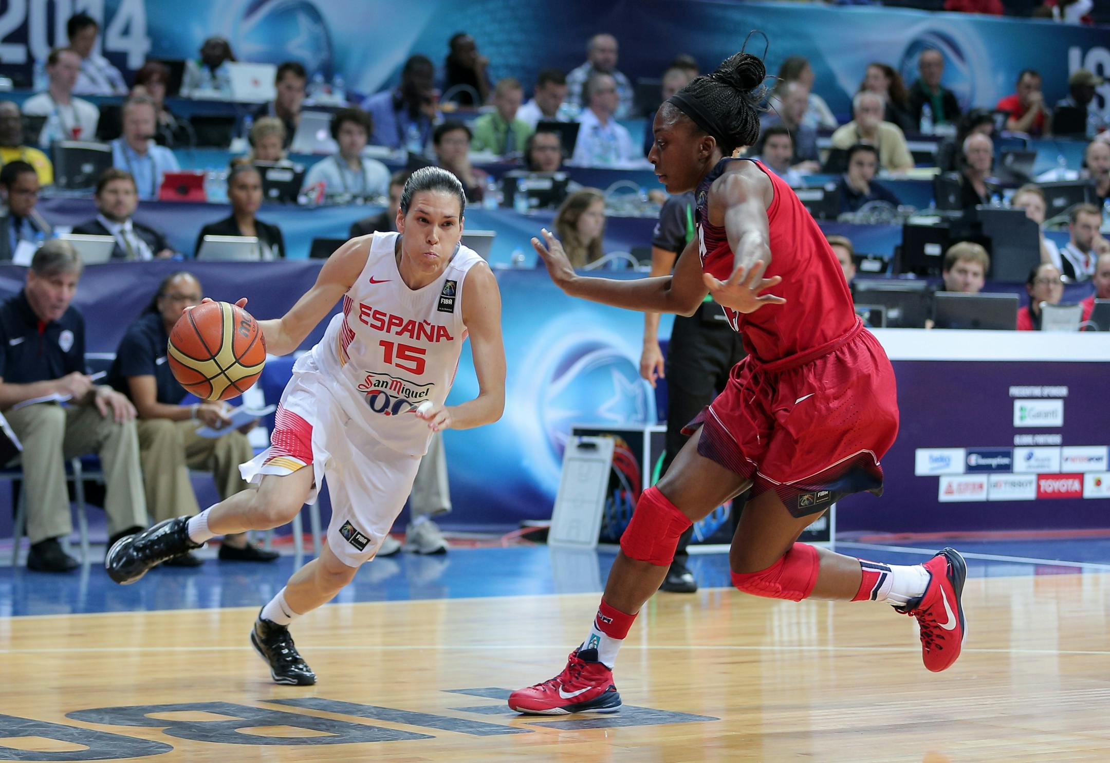 Anna Cruz of the Lynx (left) will miss some WNBA games to play for Spain in the Eurobasket tournament.