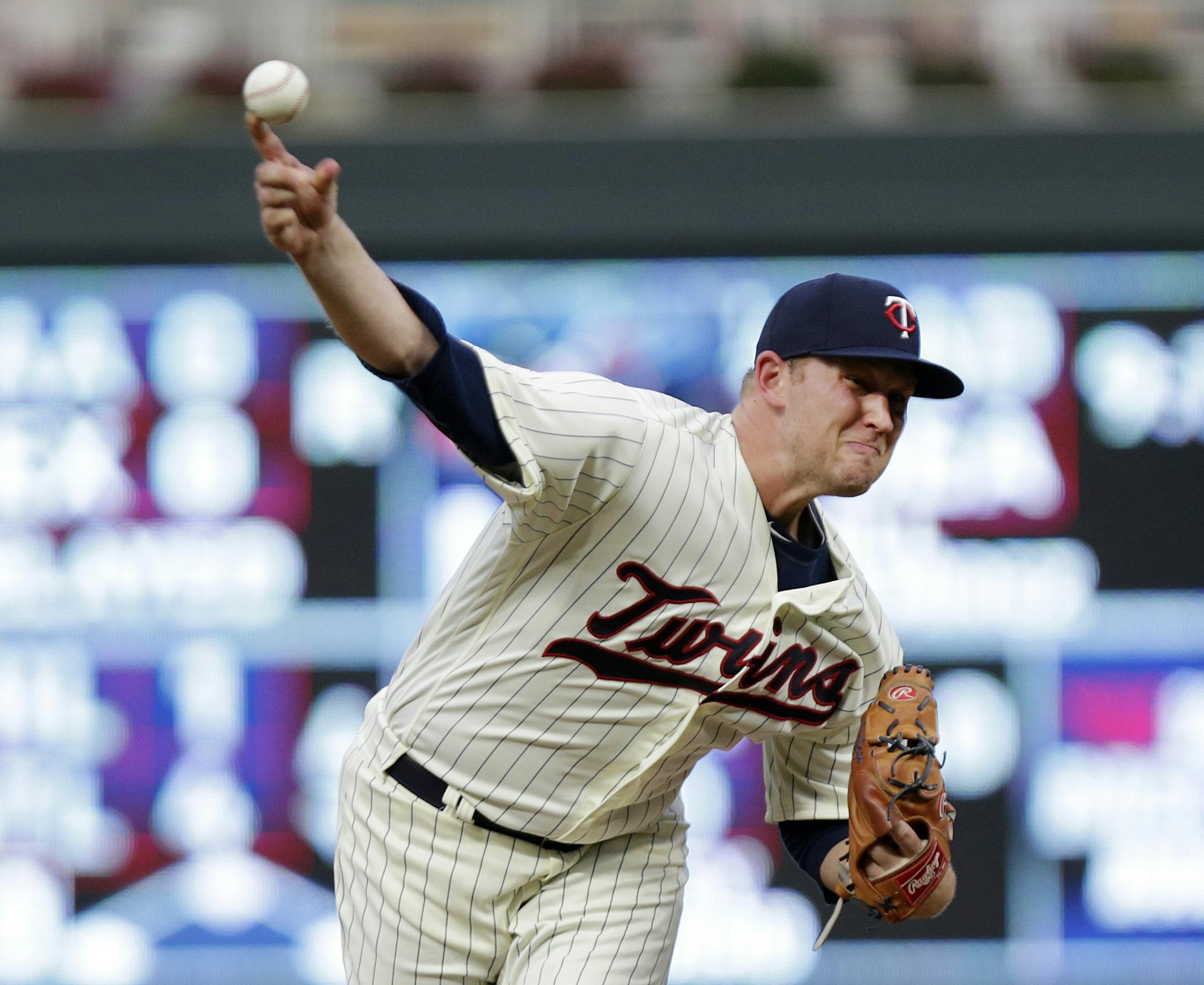 Minnesota Twins' Tyler Duffy throws against the Detroit Tigers in the fourth inning during a baseball game Saturday, Aug. 18, 2018, in Minneapolis. (AP Photo/Andy Clayton-King)