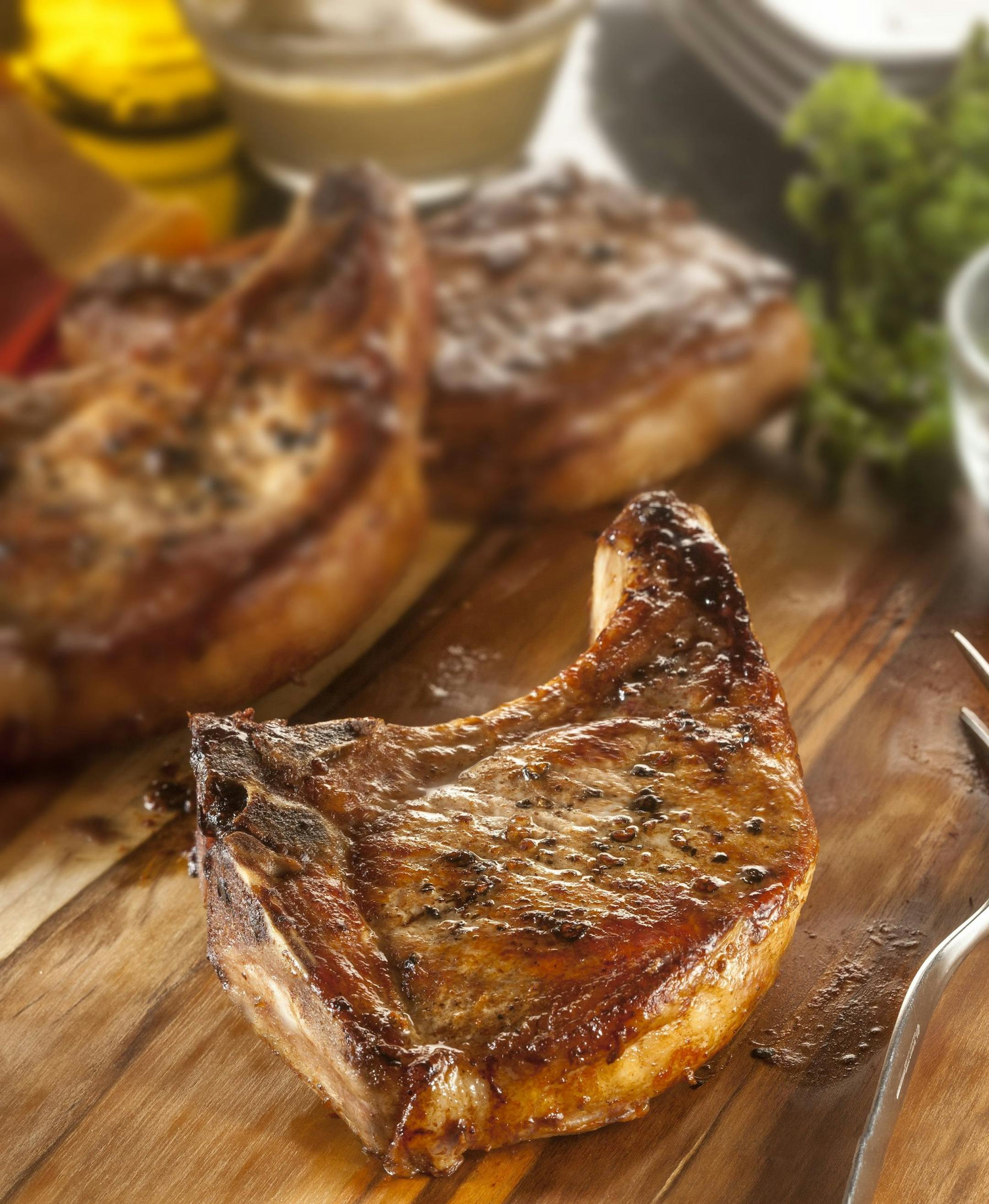 Pan searing meat produces a lipsmacking, golden brown crust surrounding a perfectly cooked inside. (Bill Hogan/Chicago Tribune/MCT) ORG XMIT: 1152135