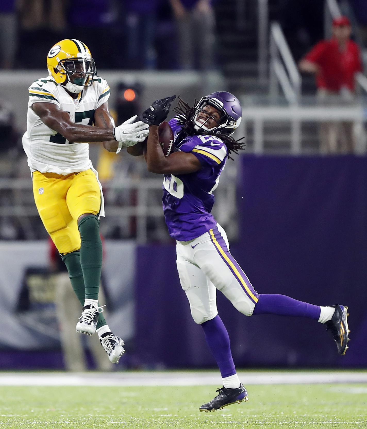 Minnesota Vikings cornerback Trae Waynes (26) intercepted a pass intended for Green Bay Packers wide receiver Davante Adams (17) late in the forth quarter at U.S. Bank Stadium Sunday September 18 ,2016 in Minneapolis, MN. ] The Vikings hosted the Green Bay Packers at U.S. Bank Stadium . Jerry Holt / jerry. Holt@Startribune.com