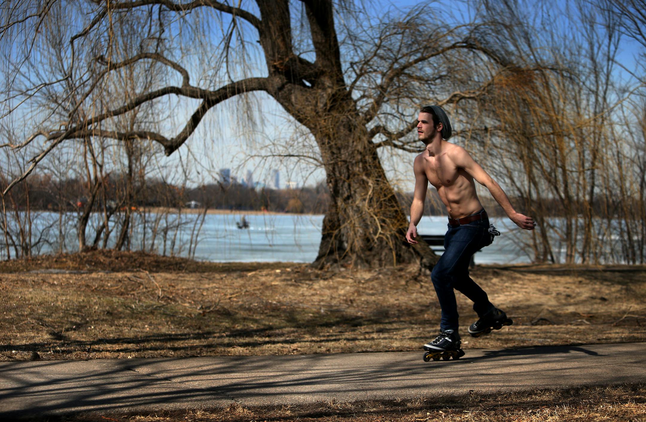 A rollerblader found no use for a shirt while skating around Lake Nokomis as temps climbed into the 60s and humans came outside Wednesday, March 10, 2015, in Minneapolis, MN.](DAVID JOLES/STARTRIBUNE)djoles@startribune.com Unseasonably warm temps greeted folks in the Twin Cities for the second day in a row.