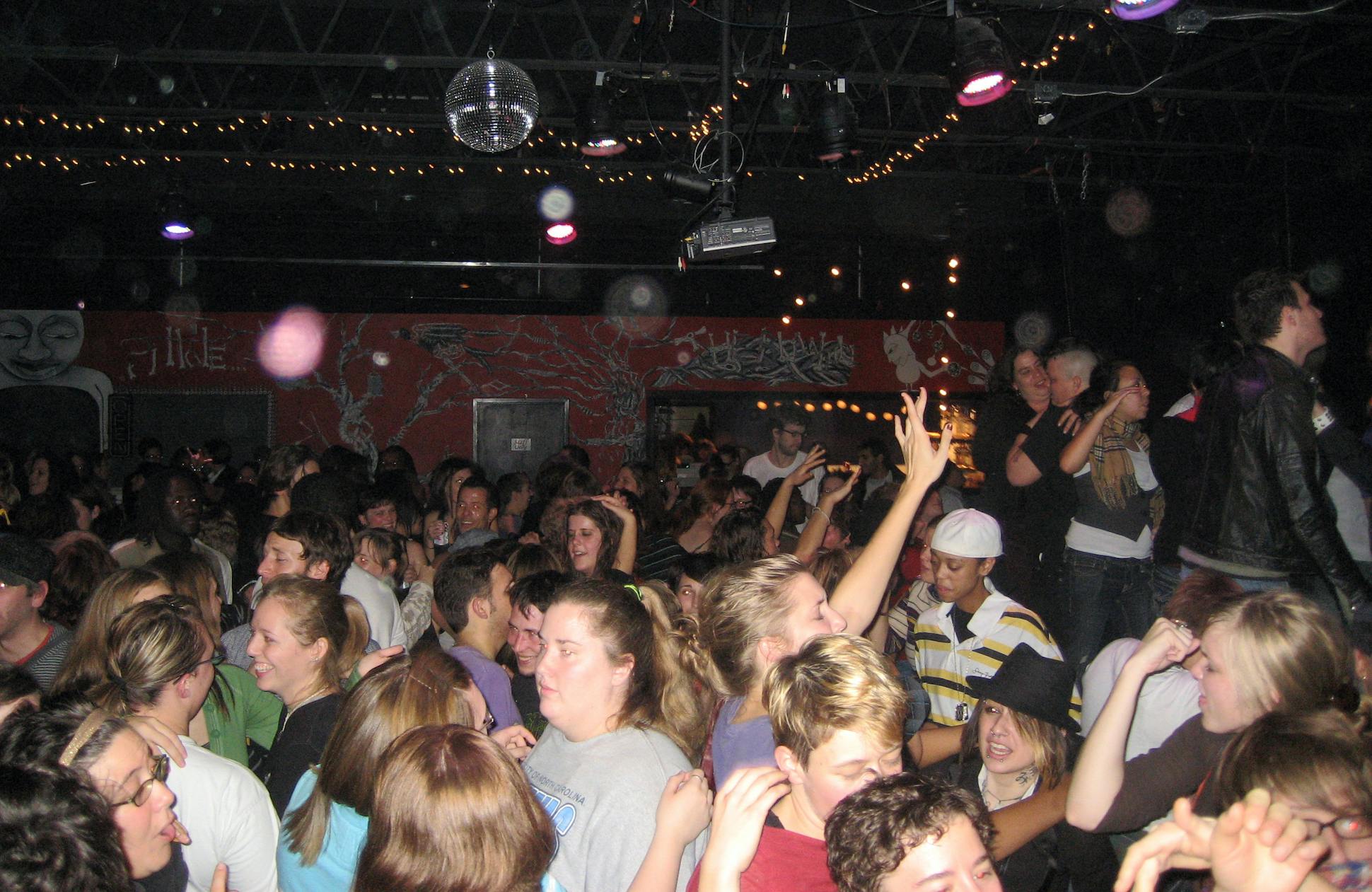 The crowd danced on Pi Bar's last night in business in November 2008.