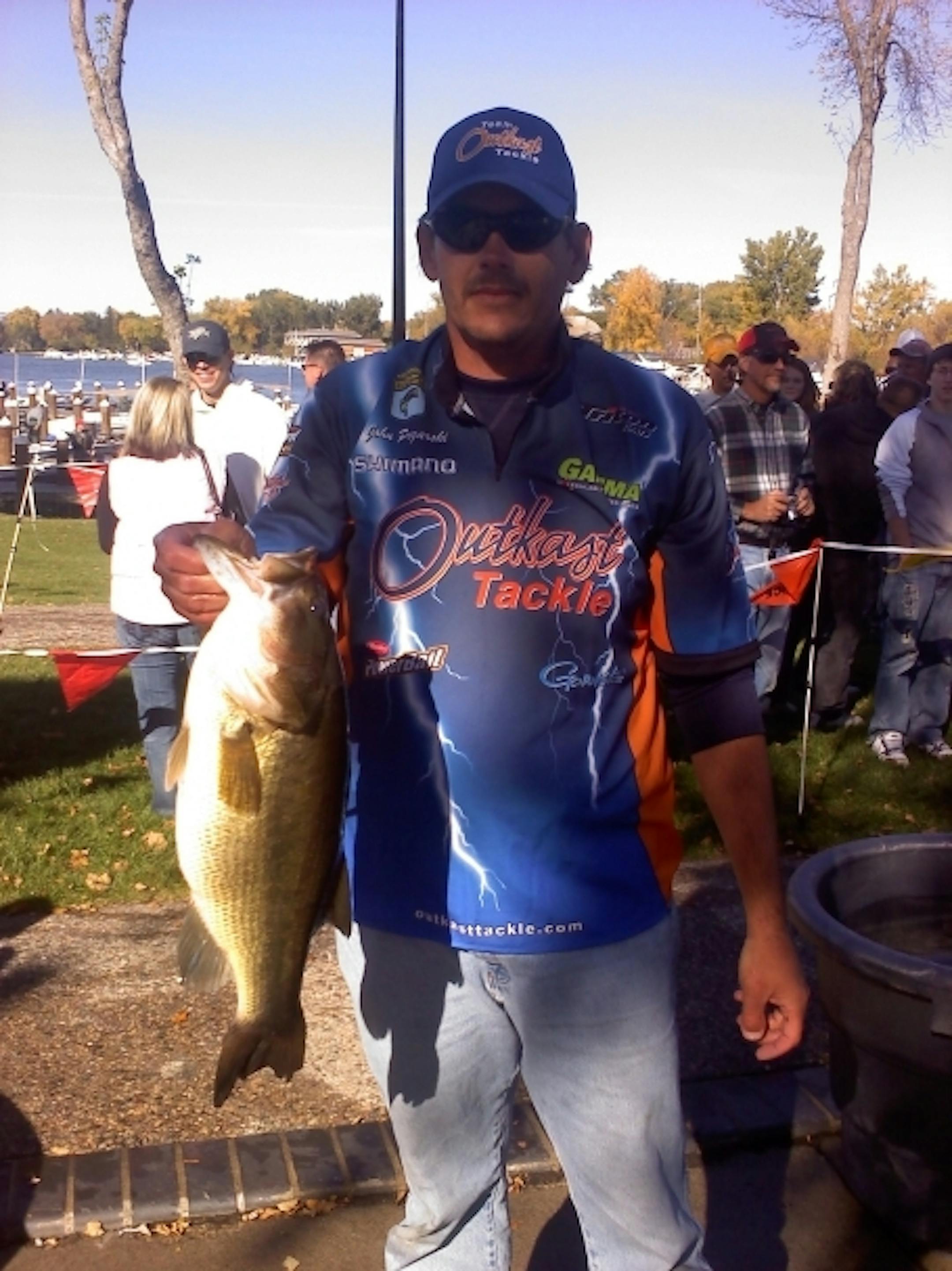 6.94 lbs Largemouth - Caught by John Pozarski