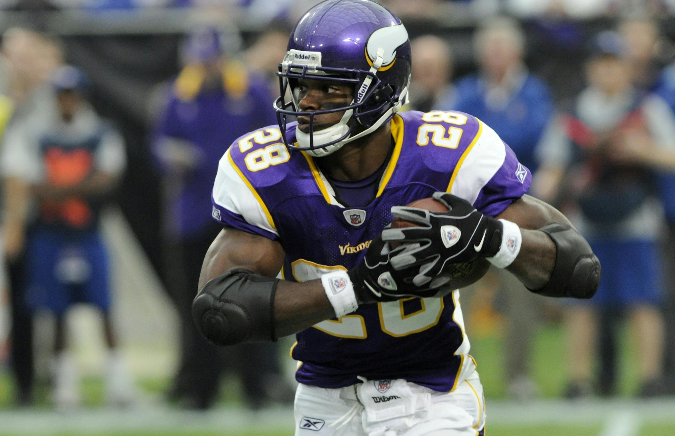 Vikings running back Adrian Peterson