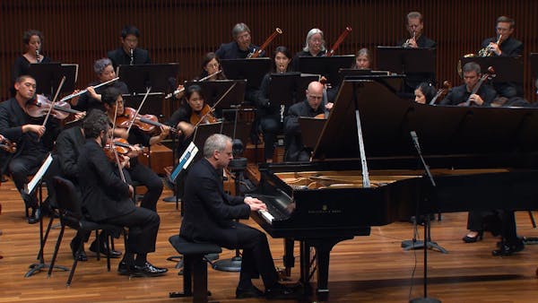 Jeremy Denk during a performance with the St. Paul Chamber Orchestra in the 2019-20 season.