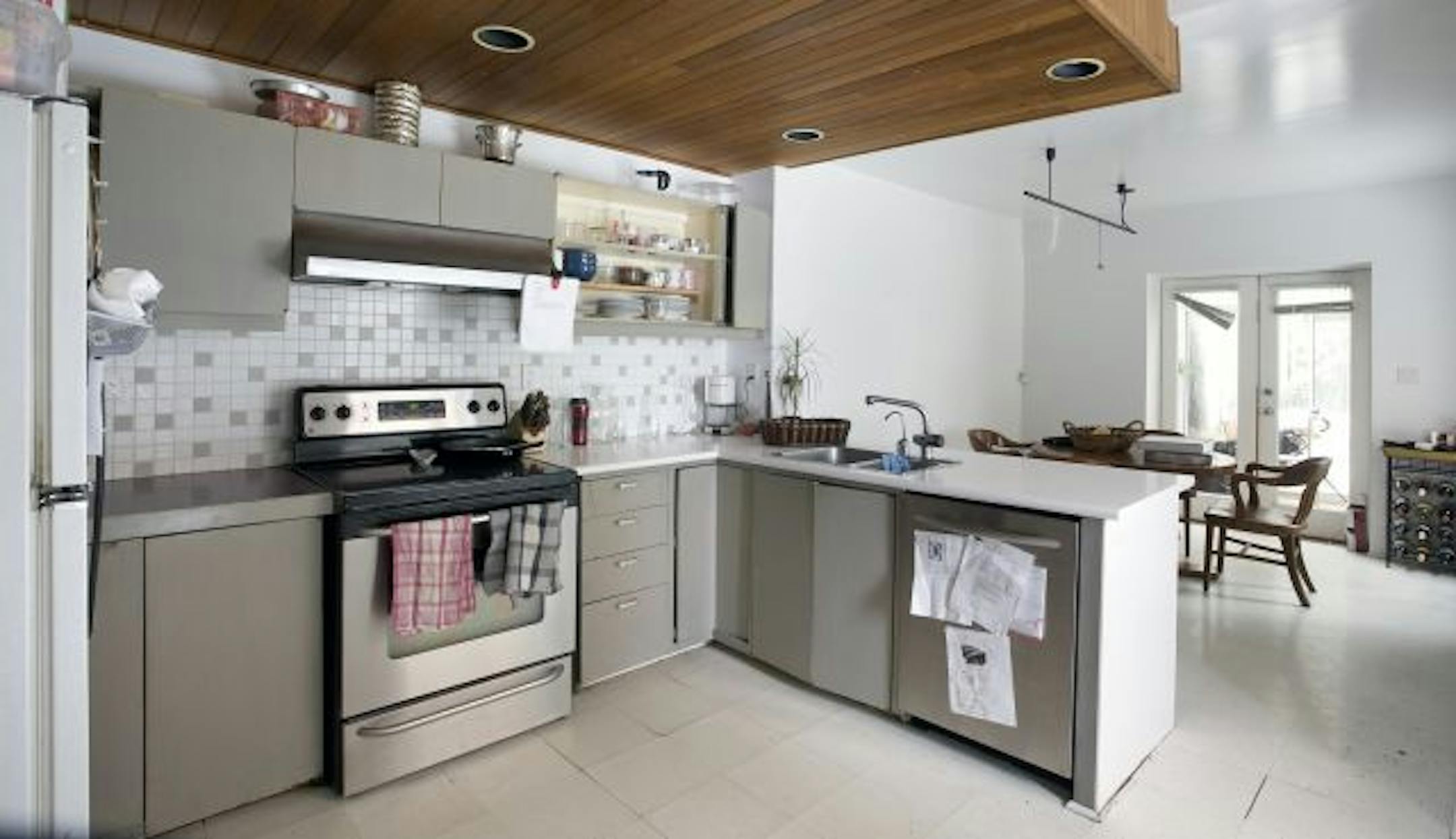 Ken and Annette's dreary kitchen needed a makeover.