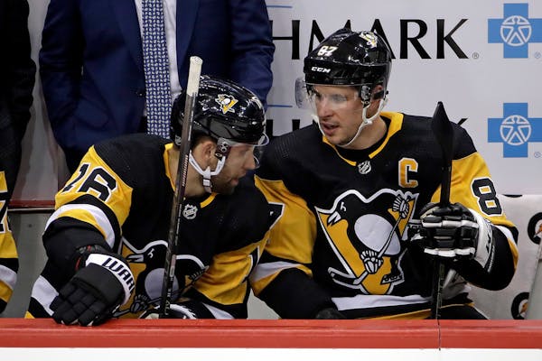 Big promotion: Zucker joins Crosby on top line in Penguins debut